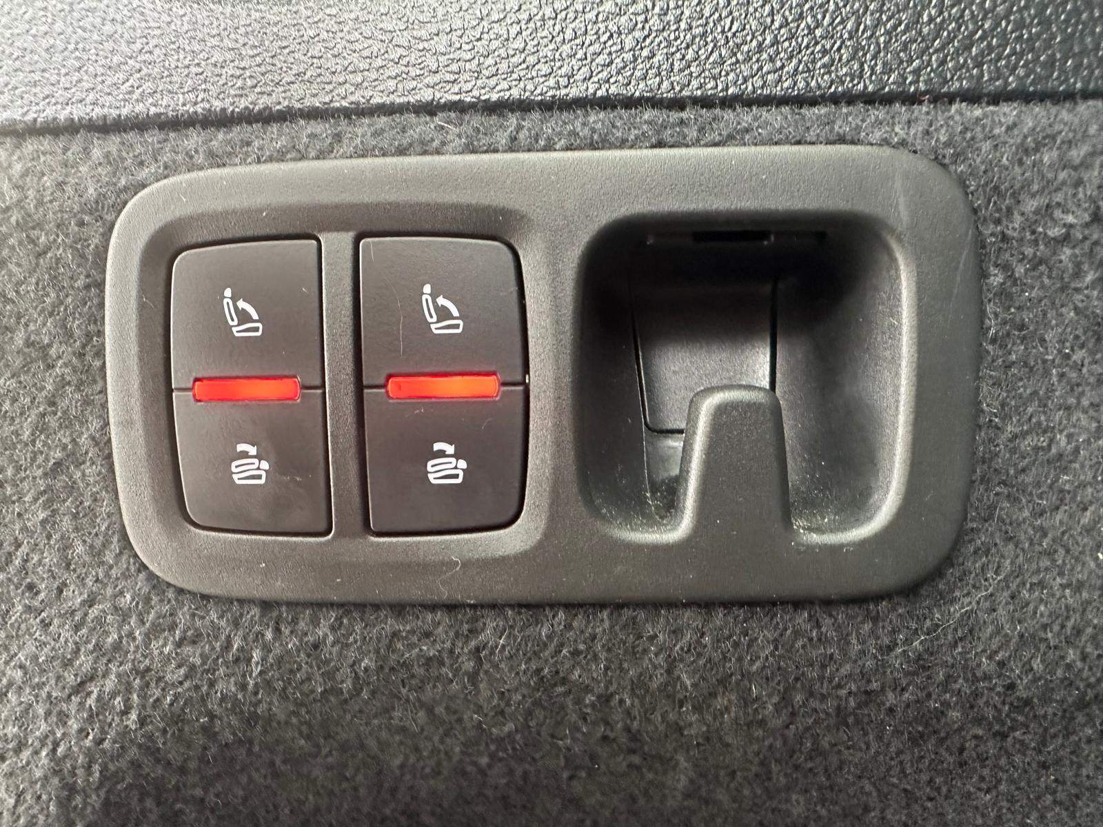 /akmautomotiveltd/2022-Audi-Q7-5031083824368774.jpg