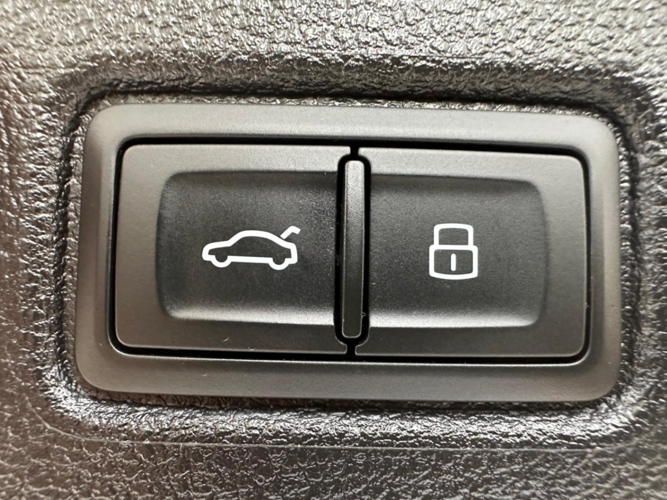 /akmautomotiveltd/2022-Audi-Q7-841122758505906.jpg