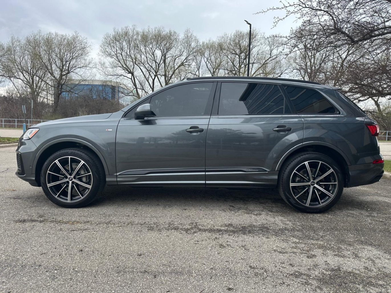 /akmautomotiveltd/2022-Audi-Q7-8758844106578585.jpg