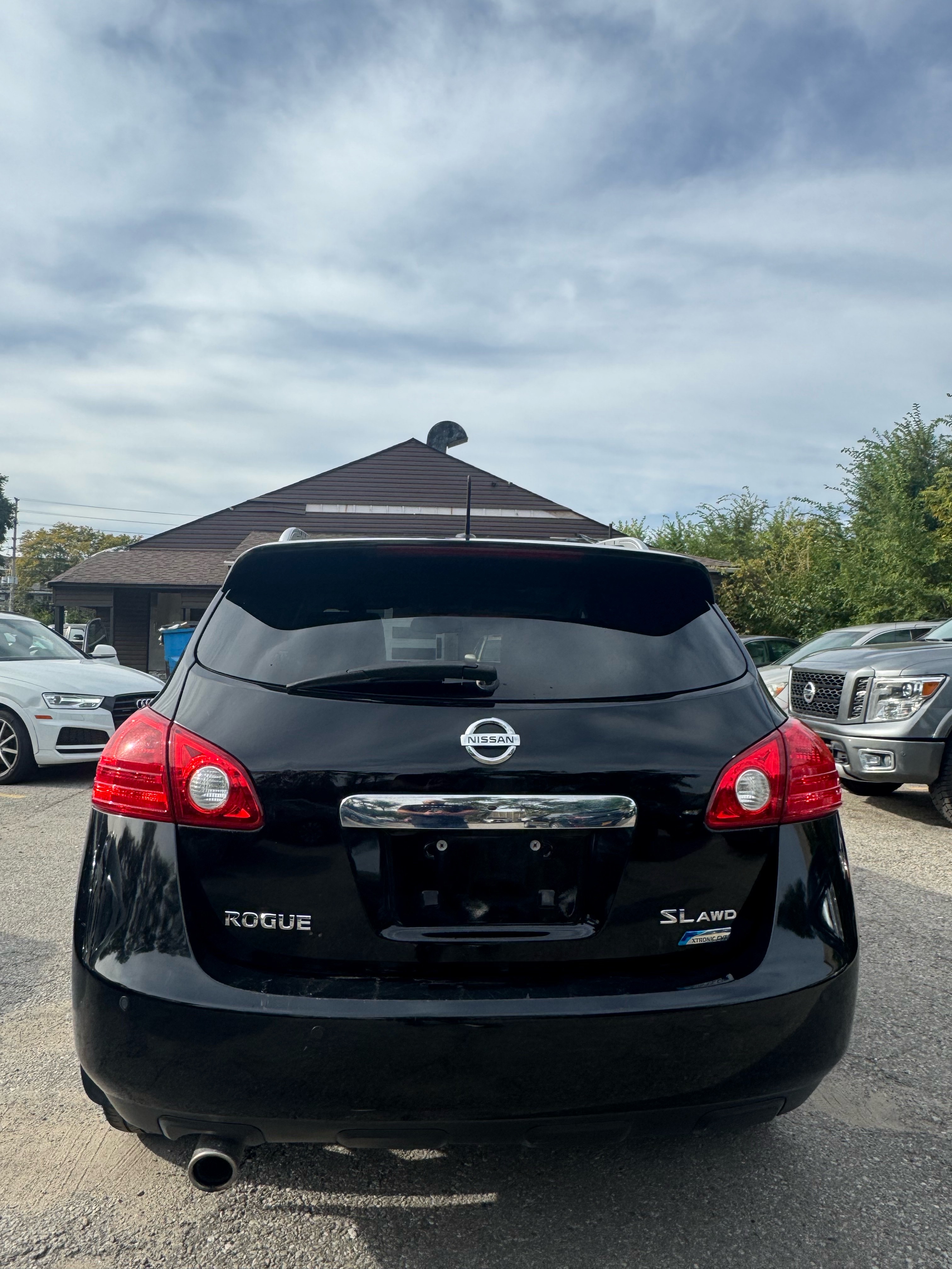 /alfarisautoinc/2011-Nissan-Rogue-4193637495956495.jpg