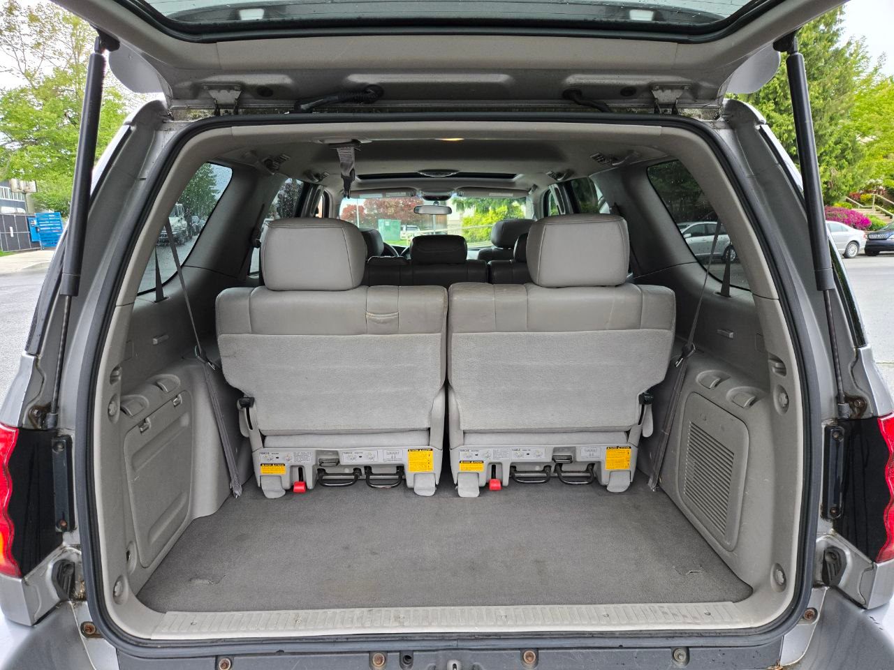 /alphaautoaccessltd/2002-Toyota-Sequoia-8671126643461602.jpg