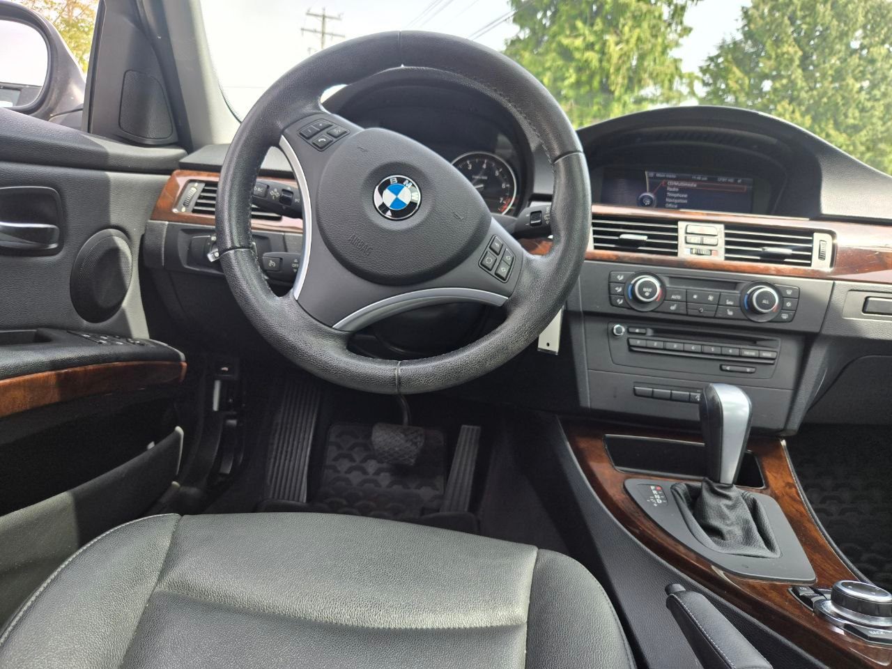 /alphaautoaccessltd/2011-BMW-3Series-61027859956914.jpg