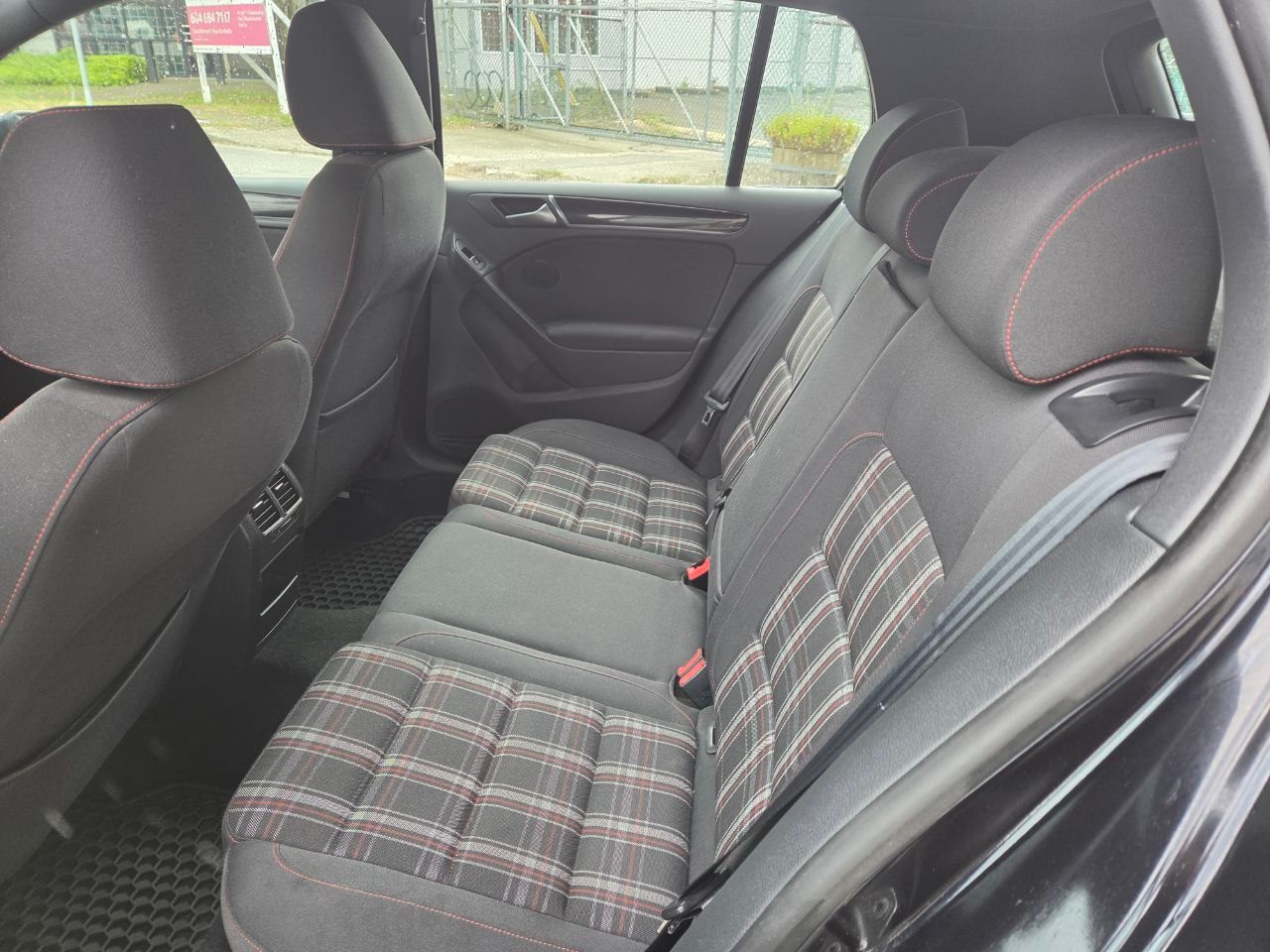 /alphaautoaccessltd/2011-Volkswagen-GolfGTI-9310271285148011.jpg