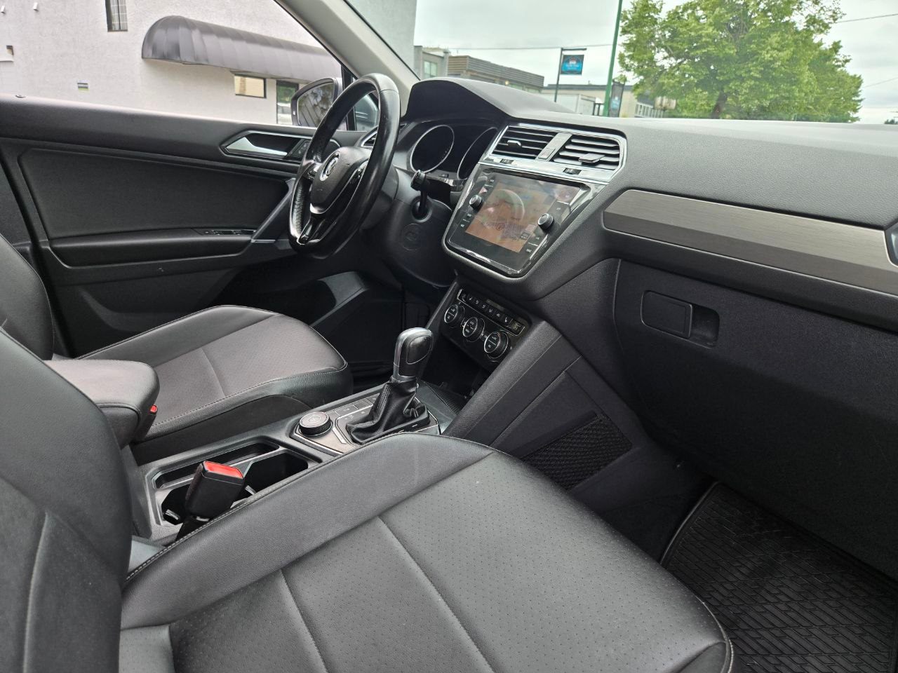 /alphaautoaccessltd/2018-Volkswagen-Tiguan-5663551573070724.jpg