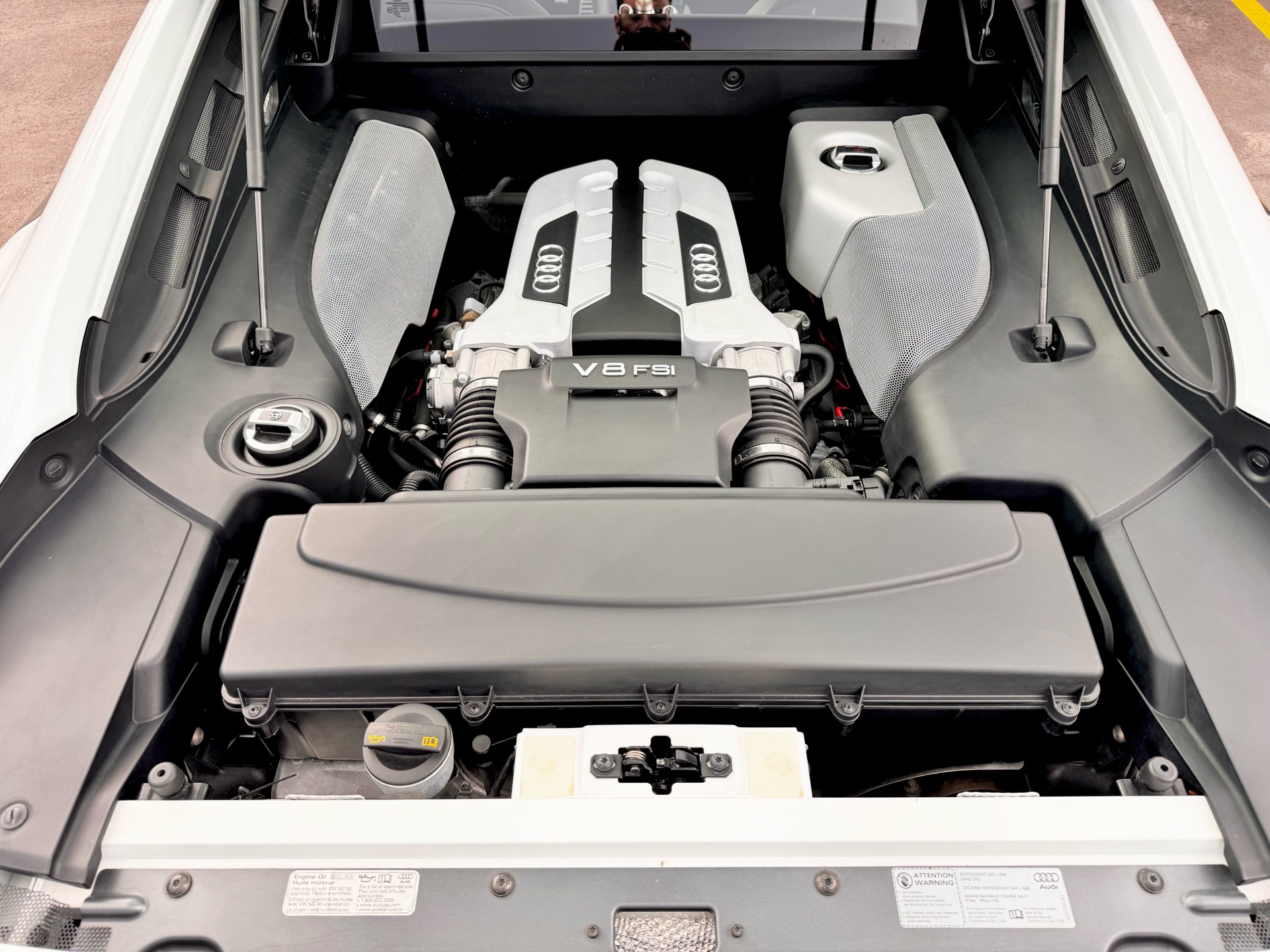 /alphaautosales/2008-Audi-R8-6236647532219133.jpg