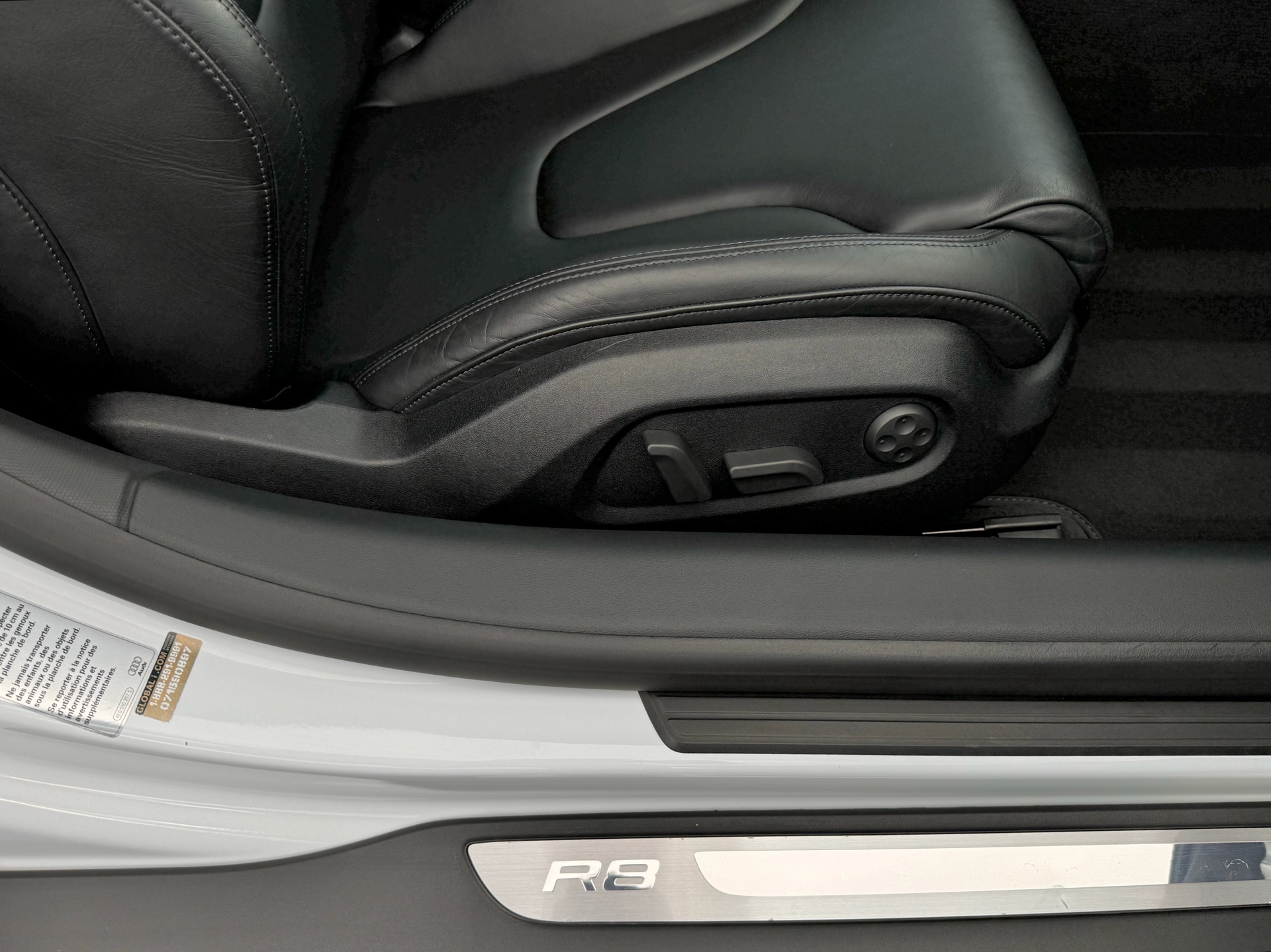 /alphaautosales/2008-Audi-R8-7781521370723281.jpg