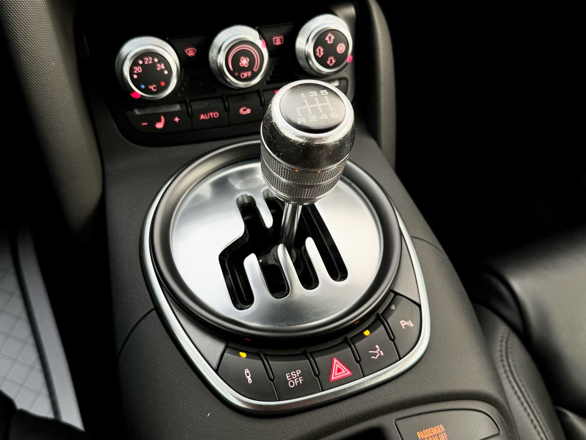 /alphaautosales/2008-Audi-R8-9071911357805926.jpg