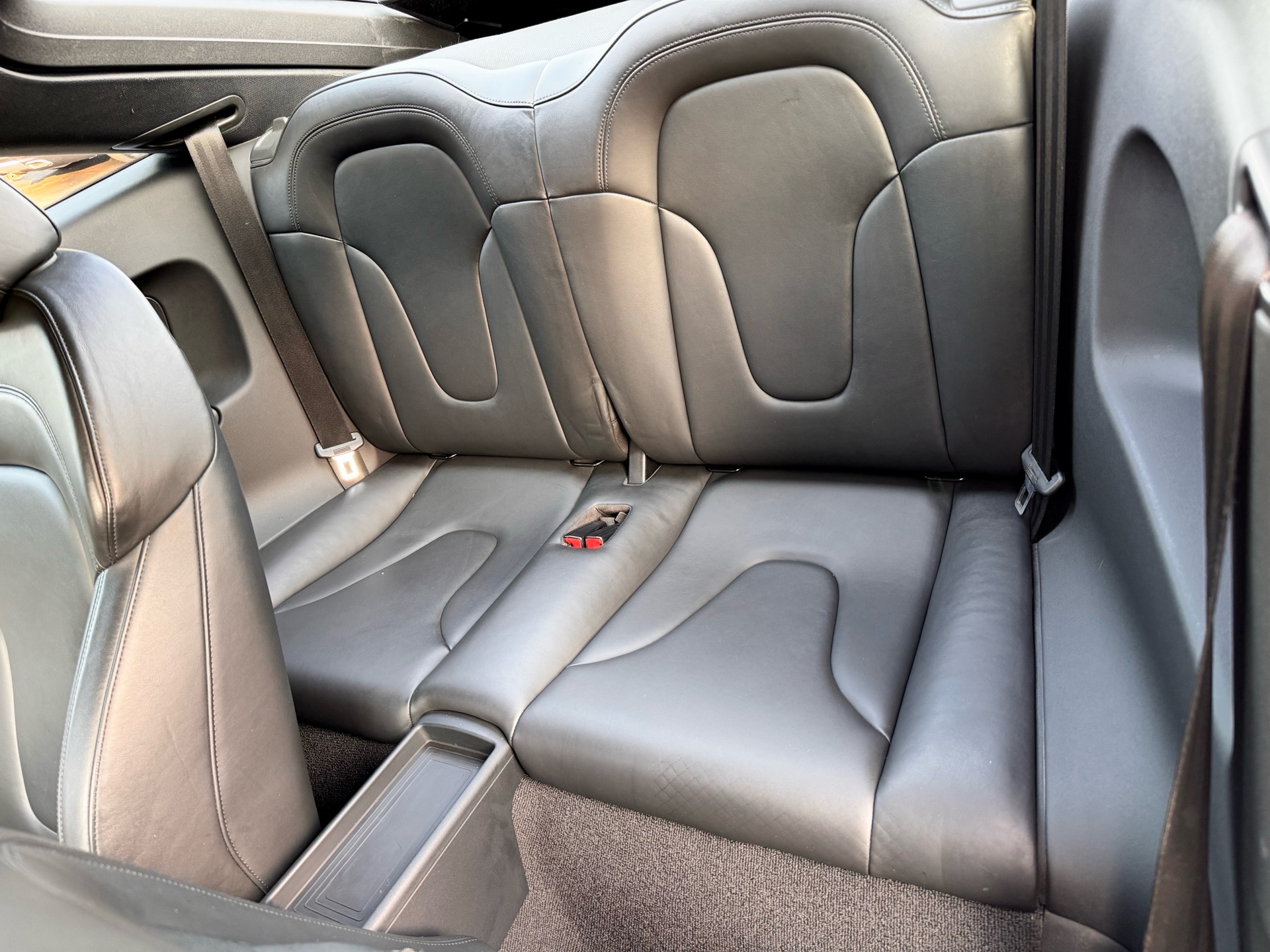 /alphaautosales/2012-Audi-TT-025091507706239247.jpg