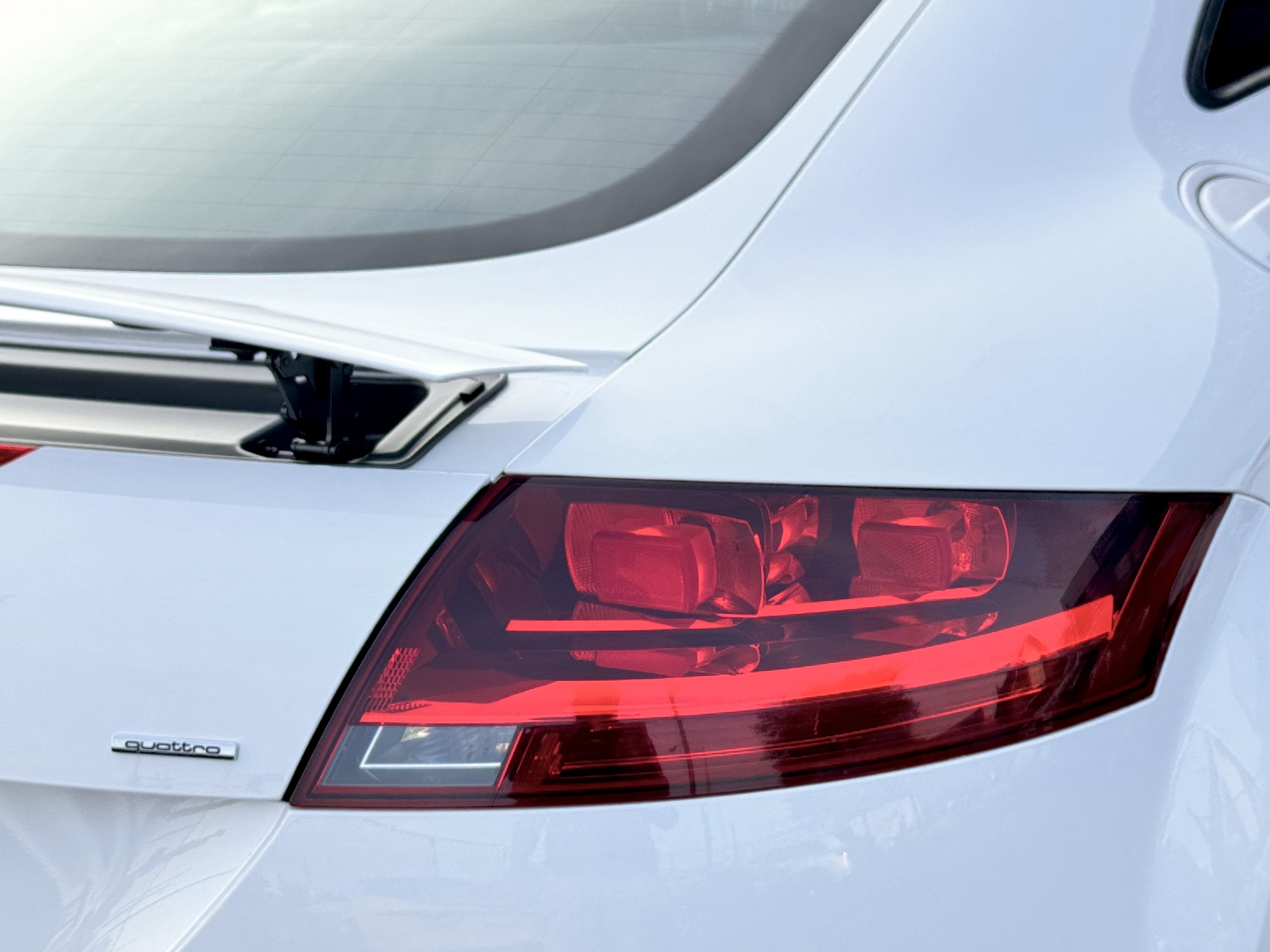 /alphaautosales/2012-Audi-TT-5921711290597282.jpg