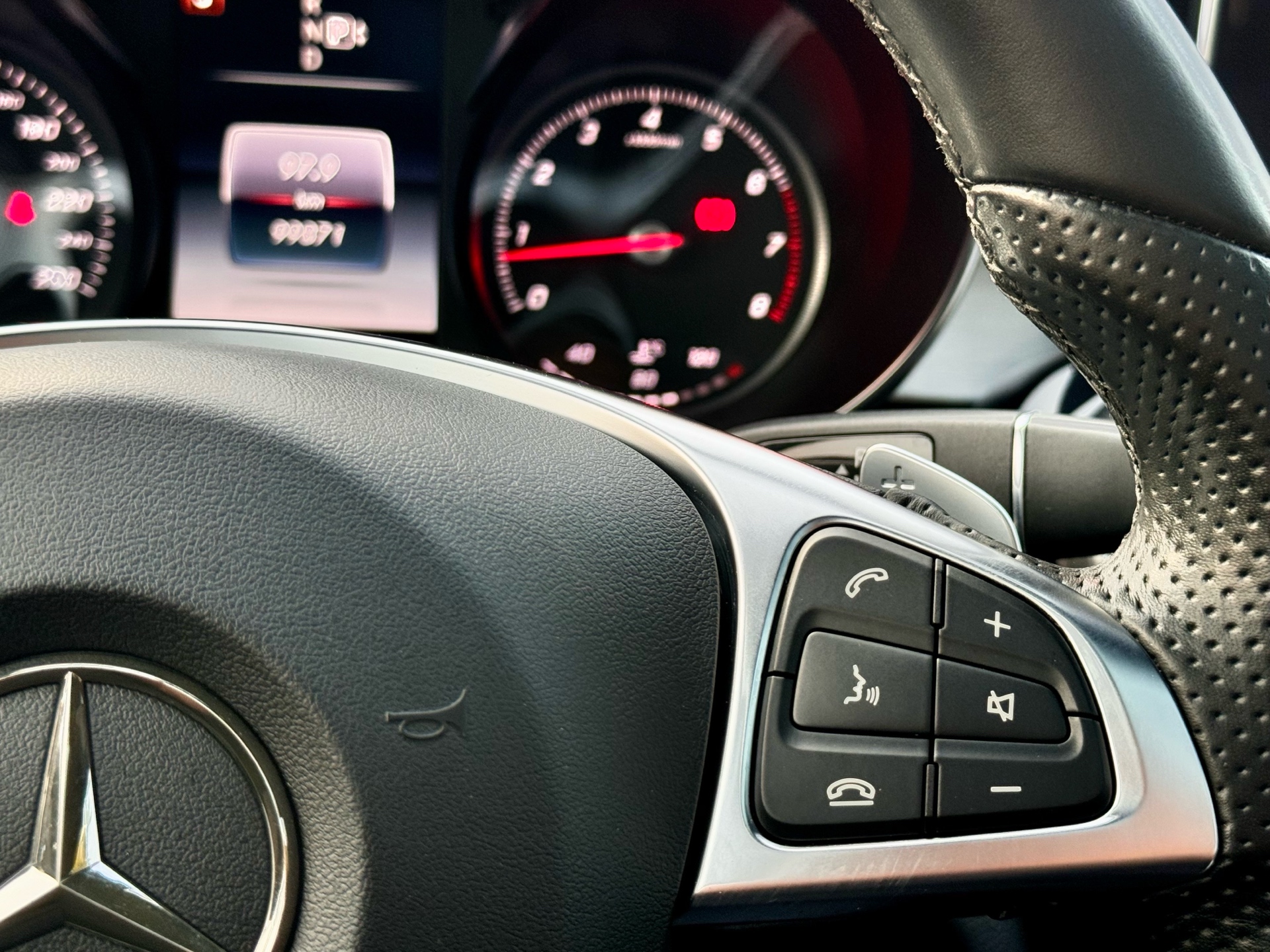 /alphaautosales/2015-Mercedes-Benz-C-Class-06031664180698826.jpg
