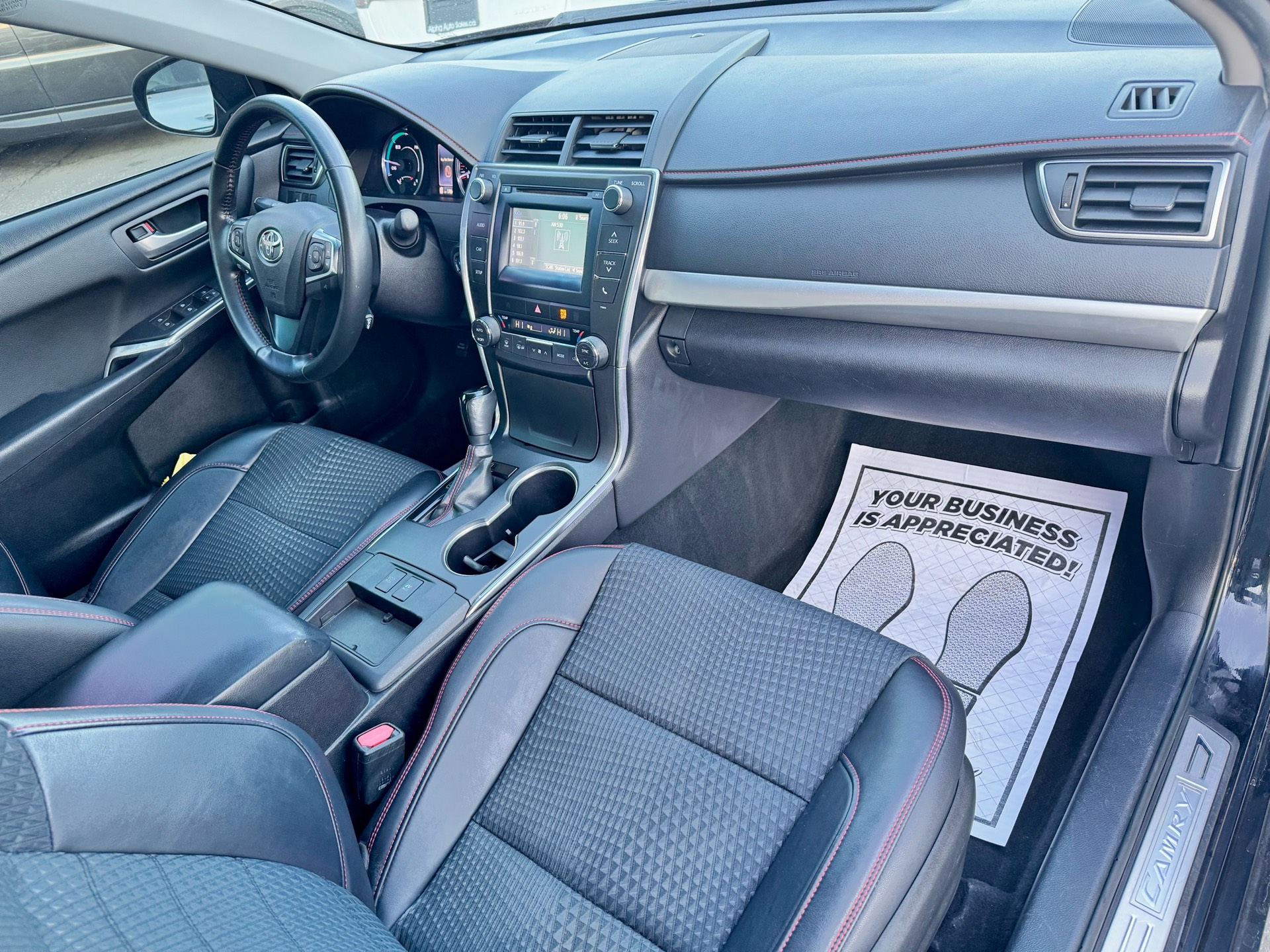/alphaautosales/2015-Toyota-CamryHybrid-1702702534873255.jpg