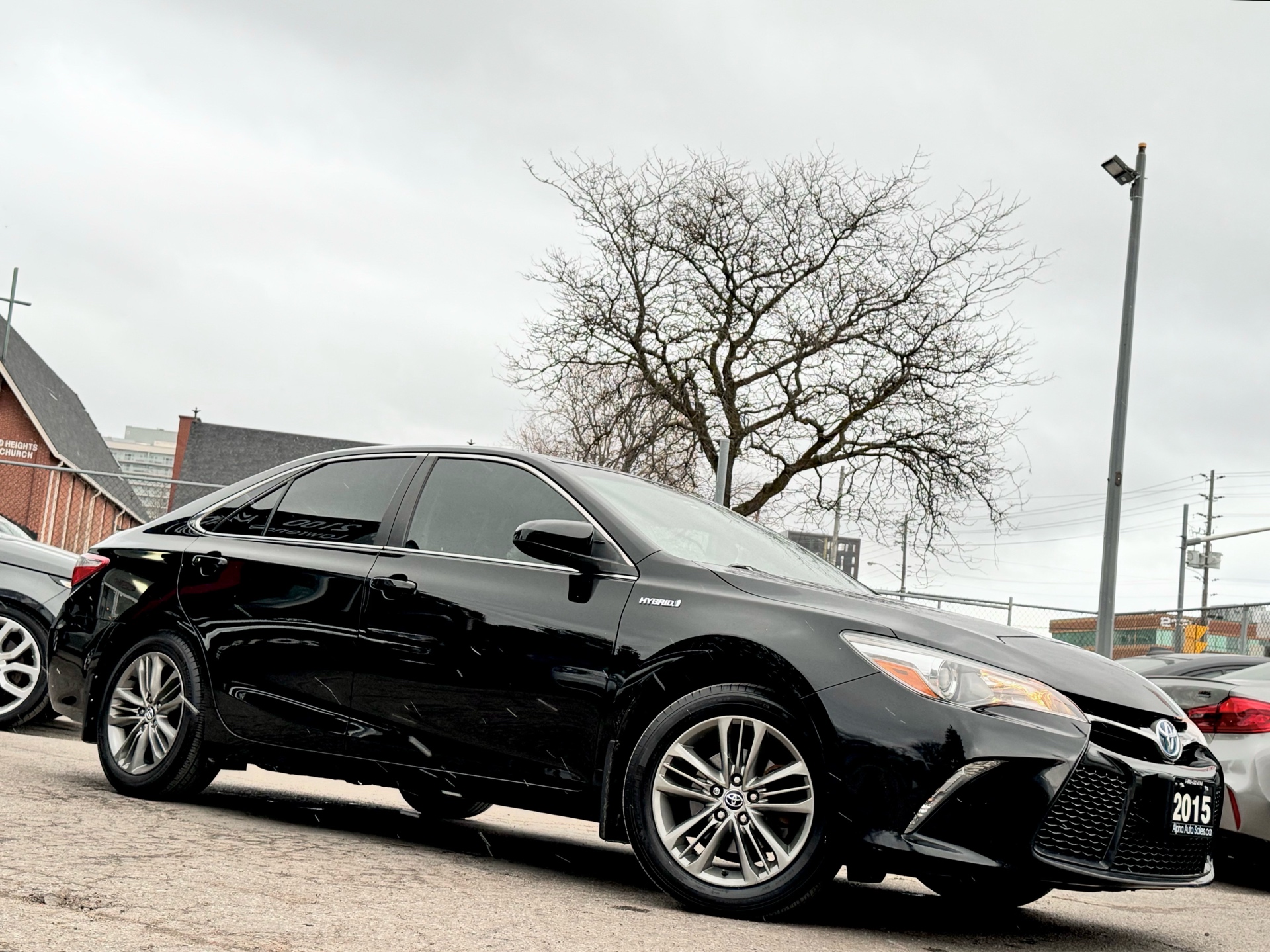 /alphaautosales/2015-Toyota-CamryHybrid-421903379473761.jpg
