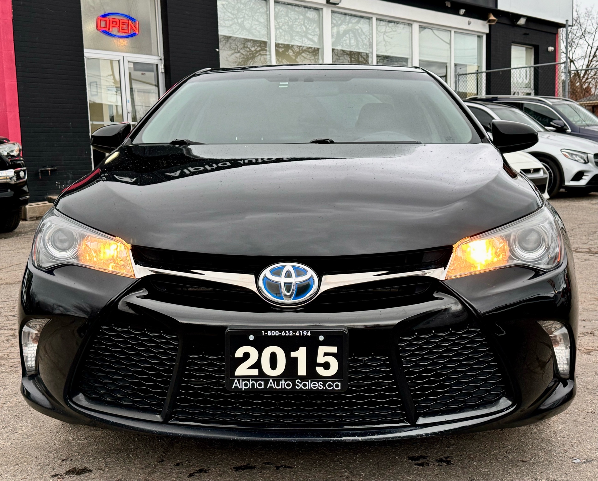 /alphaautosales/2015-Toyota-CamryHybrid-5463092287160203.jpg
