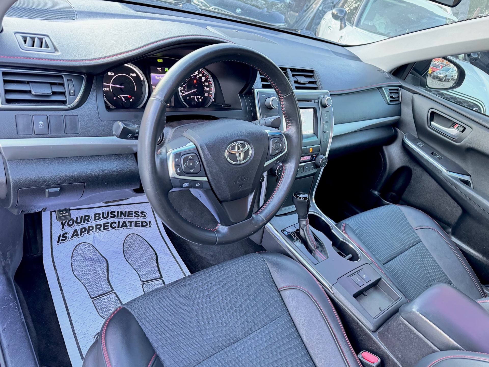 /alphaautosales/2015-Toyota-CamryHybrid-6887360241116369.jpg