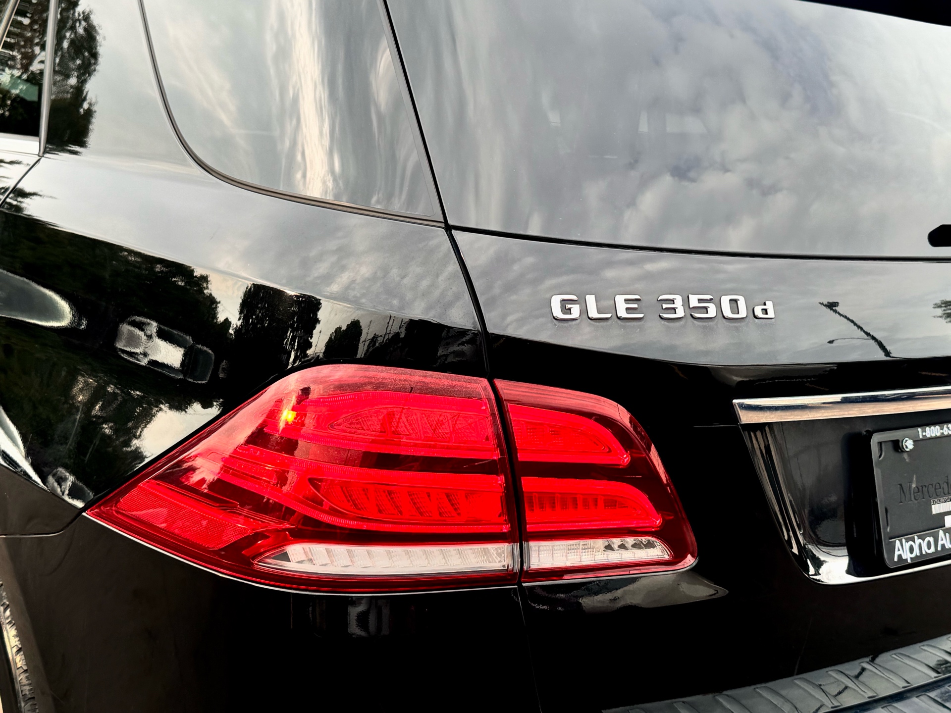 /alphaautosales/2016-Mercedes-Benz-GLE-class-5027584592624965.jpg