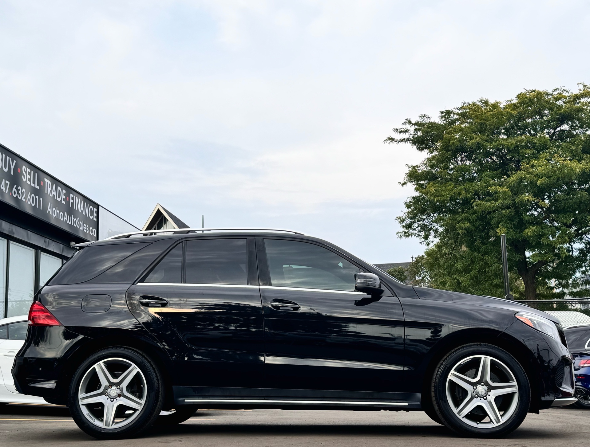 /alphaautosales/2016-Mercedes-Benz-GLE-class-9494043110445045.jpg