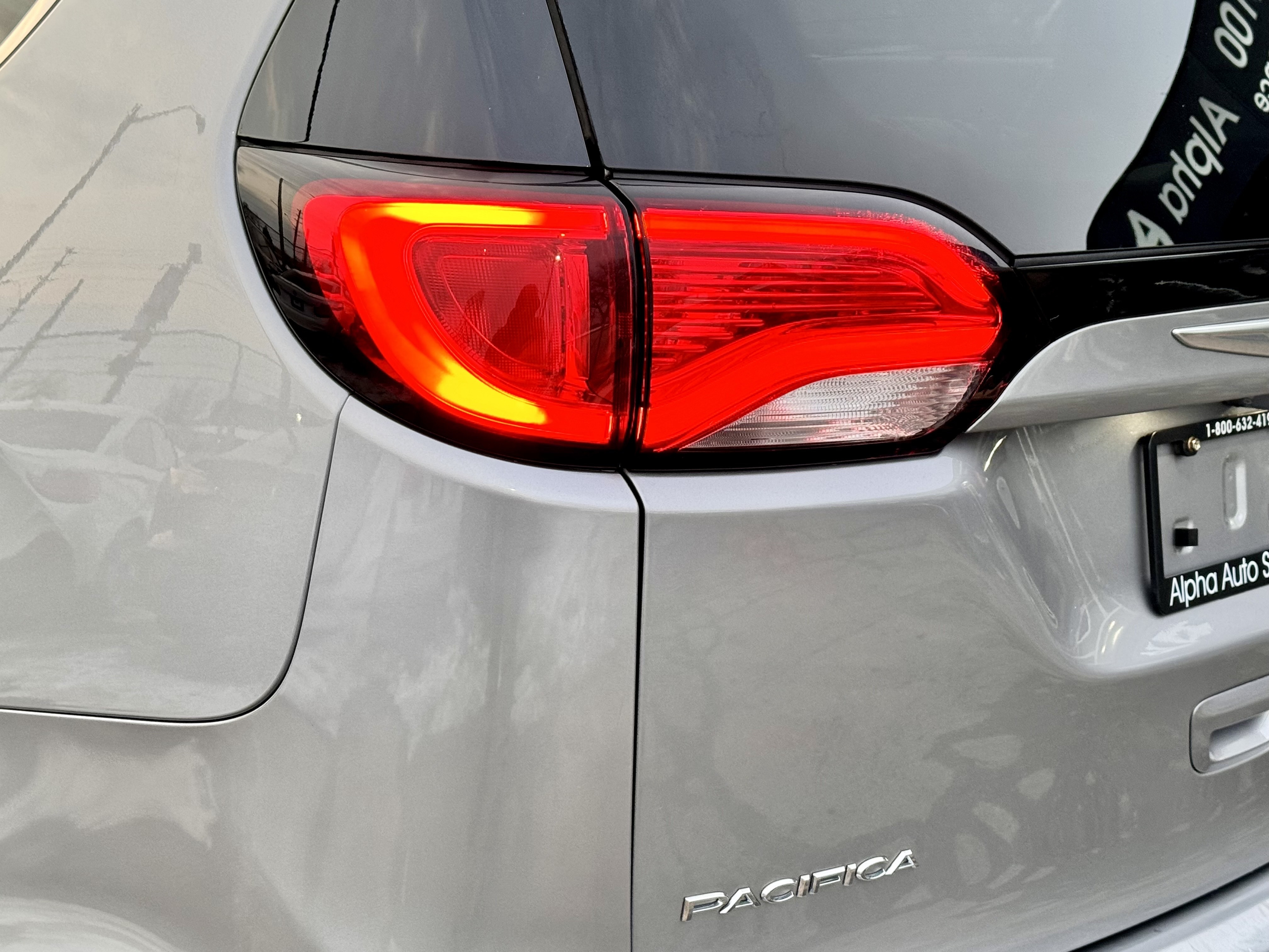 /alphaautosales/2017-Chrysler-Pacifica-061011287400567715.jpg