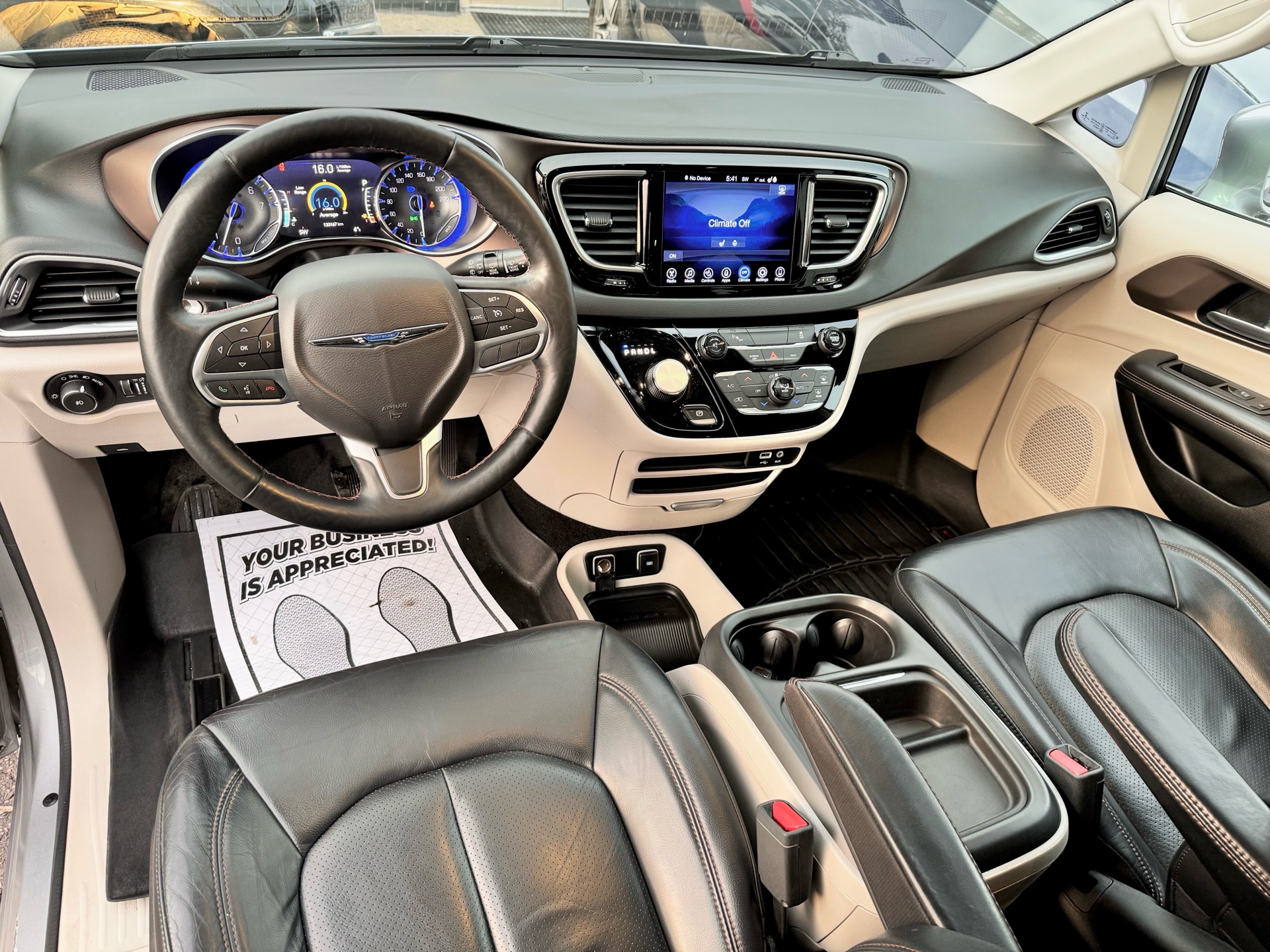 /alphaautosales/2017-Chrysler-Pacifica-6788721714549892.jpg