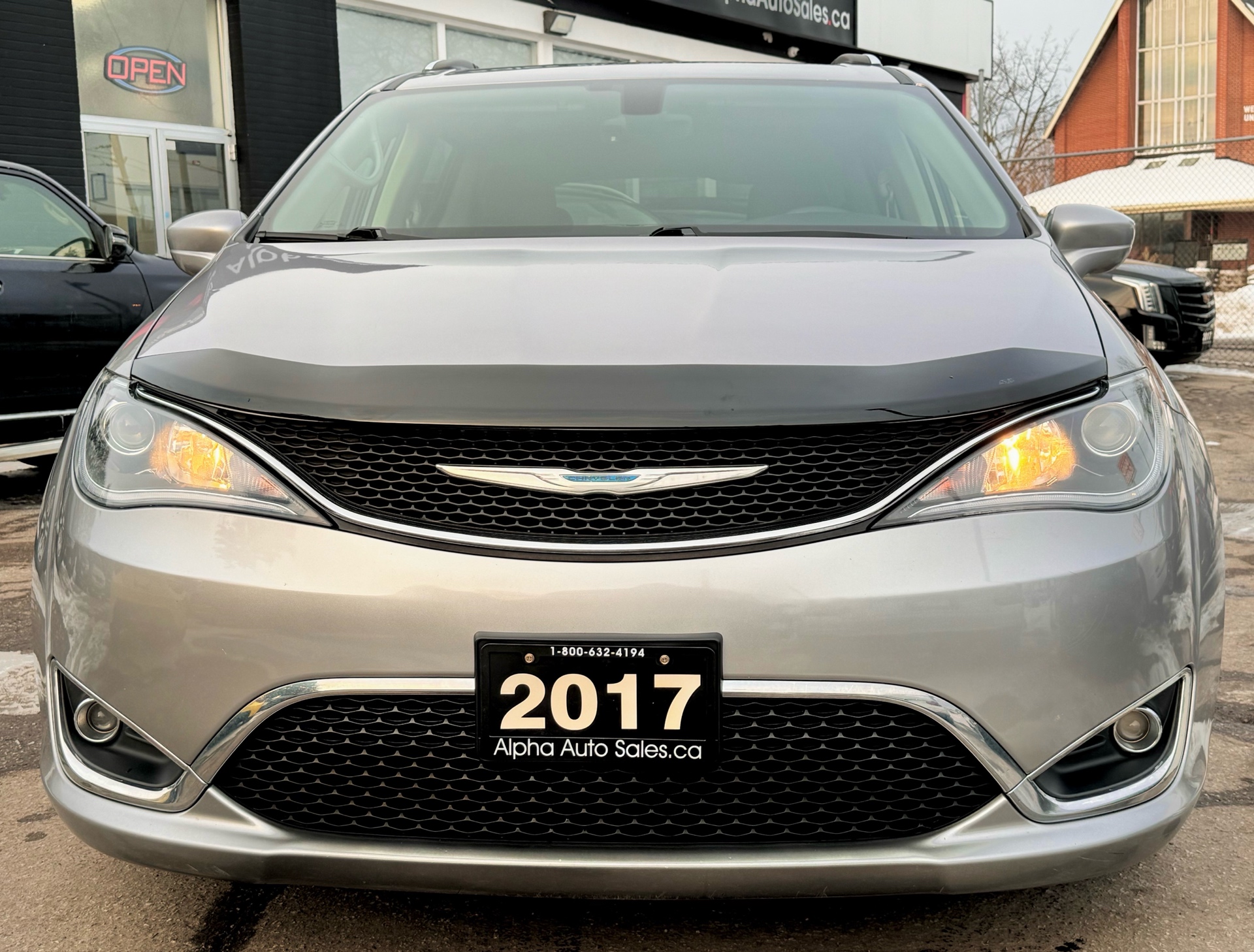 /alphaautosales/2017-Chrysler-Pacifica-762857845508067.jpg