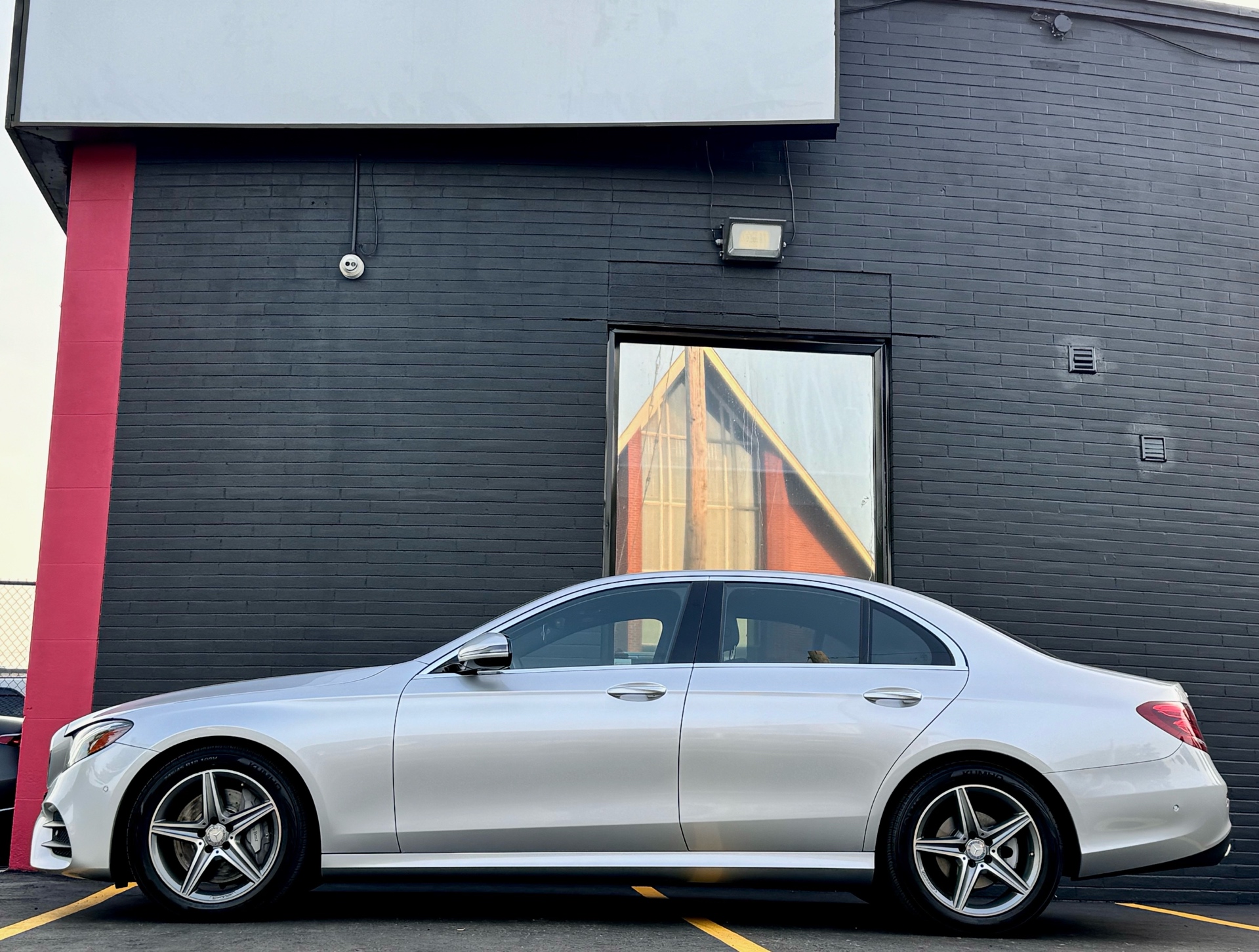 /alphaautosales/2017-Mercedes-Benz-E-Class-1422789484213427.jpg
