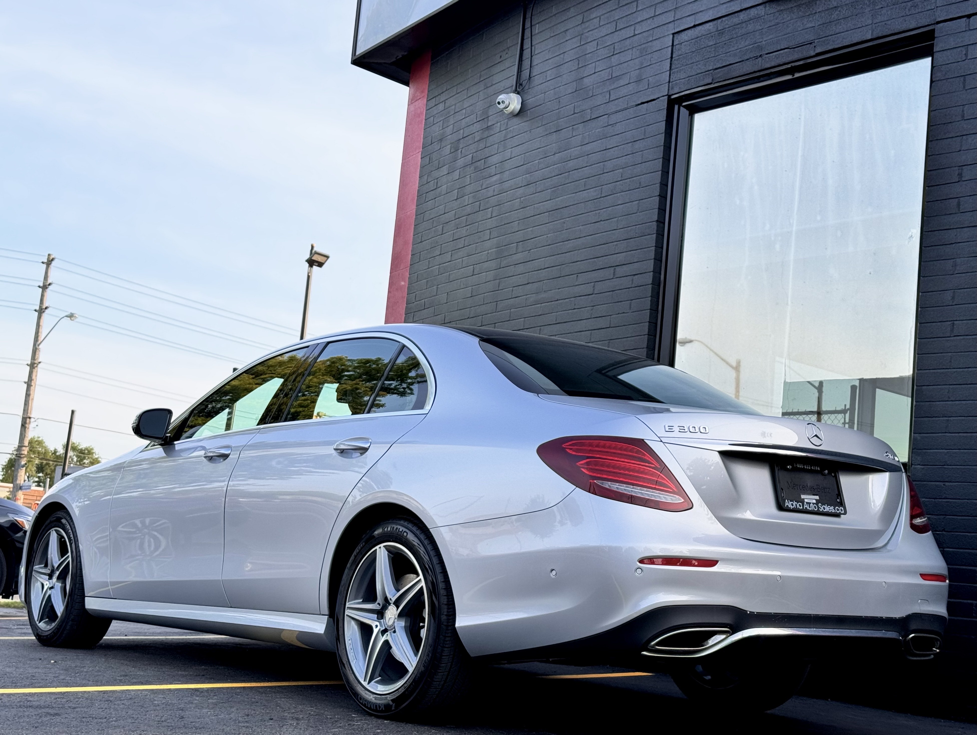 /alphaautosales/2017-Mercedes-Benz-E-Class-25389963541324123.jpg
