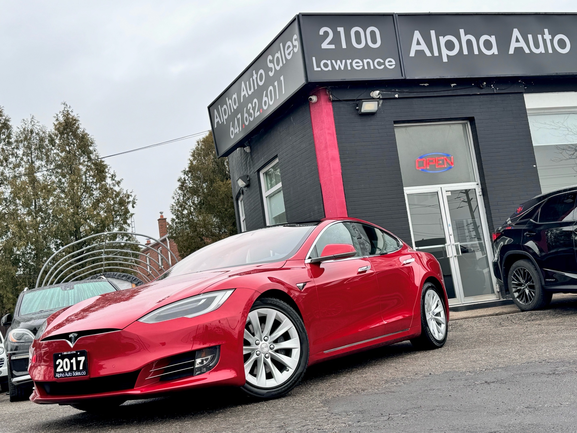 /alphaautosales/2017-Tesla-ModelS-5578075223830579.jpg