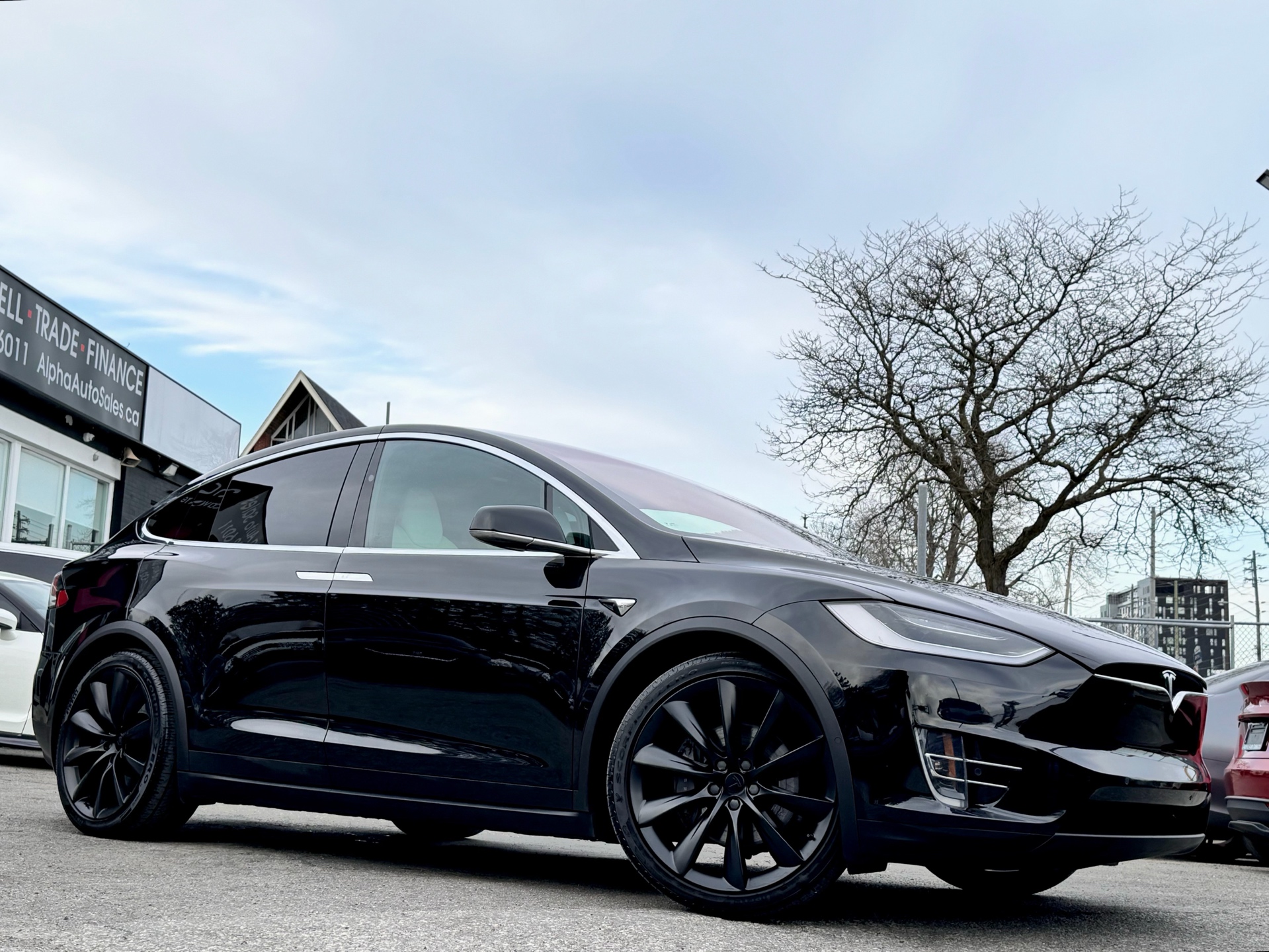 /alphaautosales/2017-Tesla-ModelX-010691915767879312.jpg