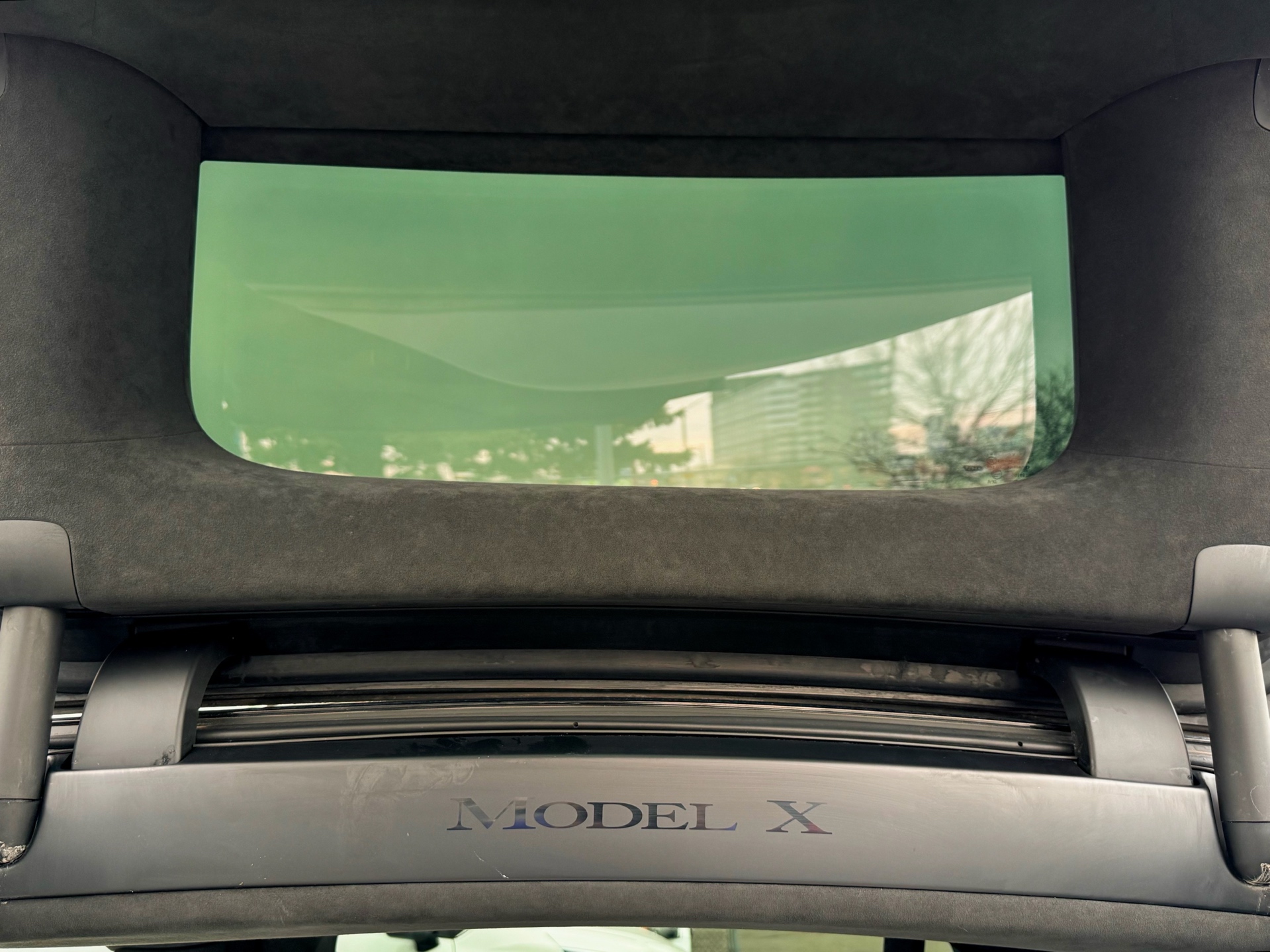 /alphaautosales/2017-Tesla-ModelX-1368185308854608.jpg