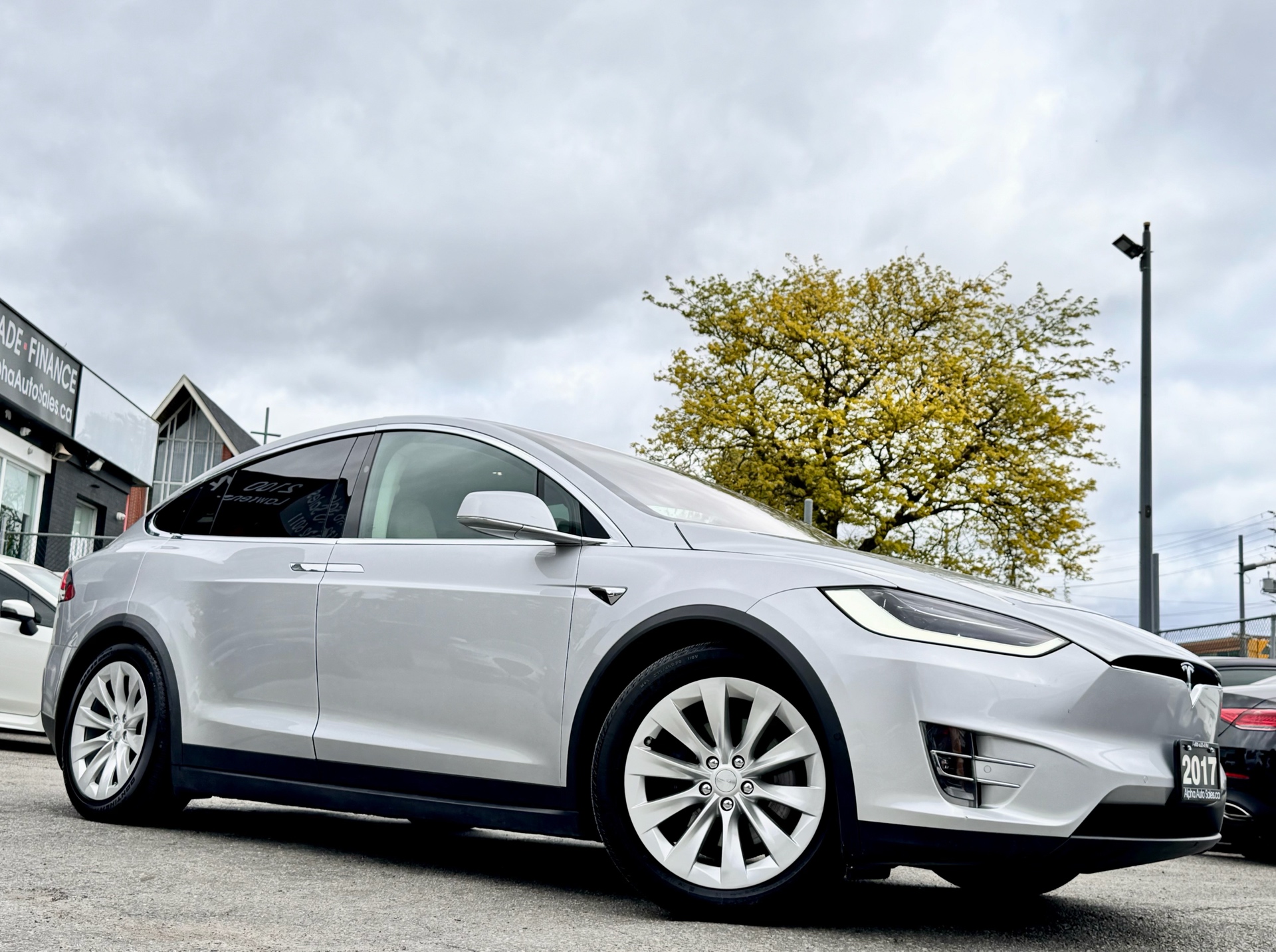/alphaautosales/2017-Tesla-ModelX-19915822796723015.jpg