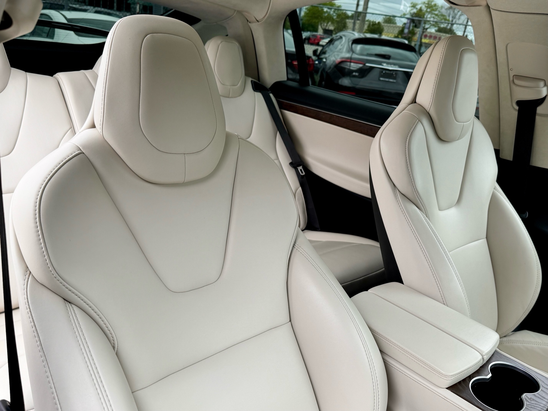 /alphaautosales/2017-Tesla-ModelX-4430019029610679.jpg