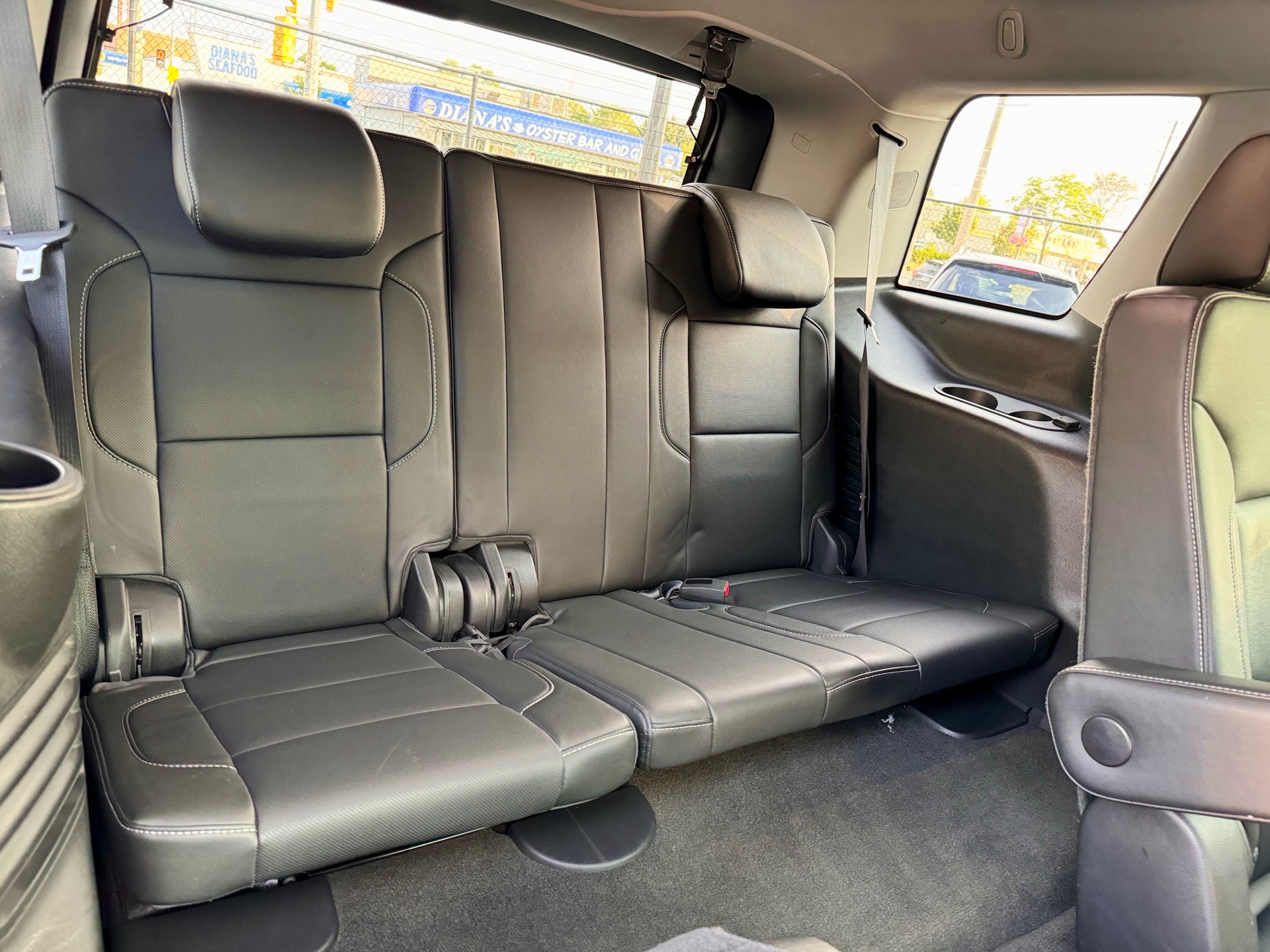 /alphaautosales/2018-Chevrolet-Tahoe-20826176273207397.jpg