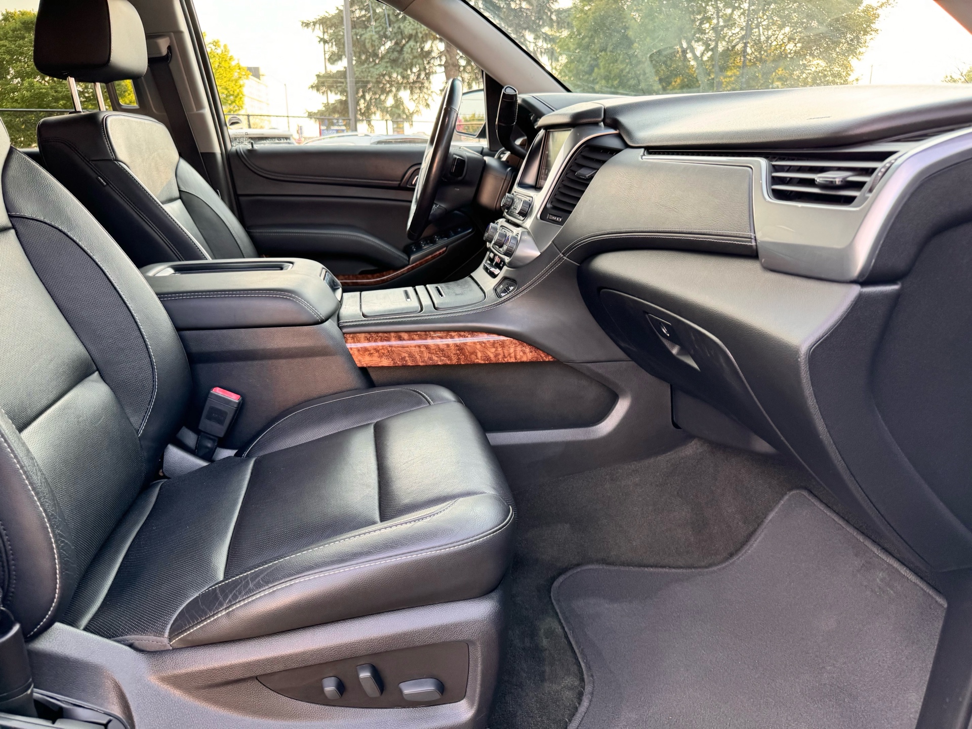 /alphaautosales/2018-Chevrolet-Tahoe-44876275194031345.jpg