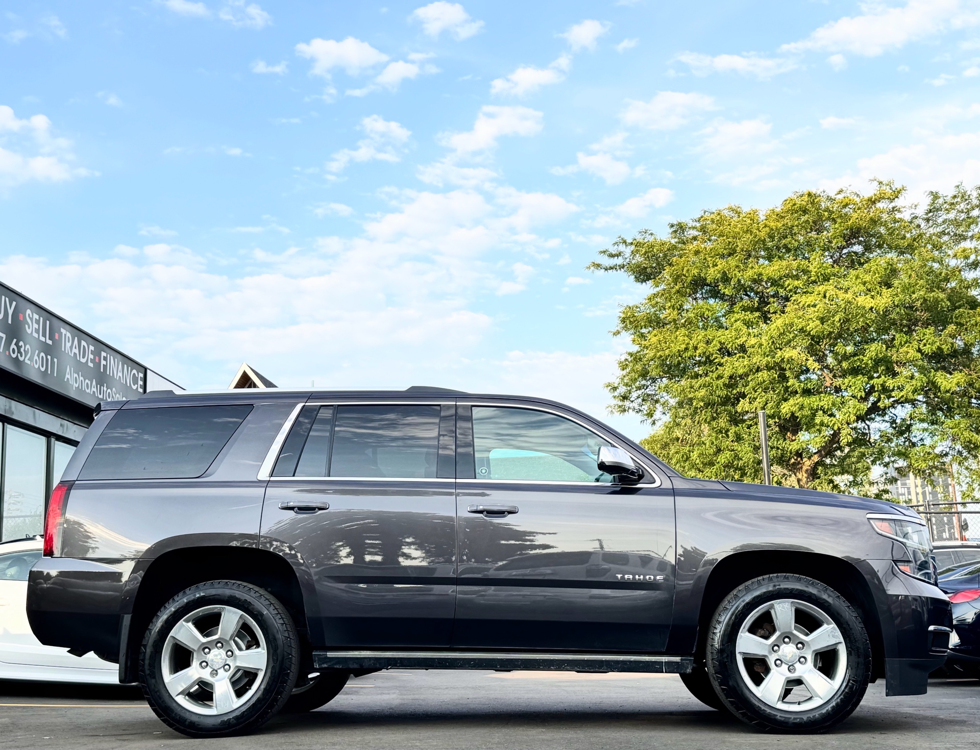 /alphaautosales/2018-Chevrolet-Tahoe-8209209867120266.jpg