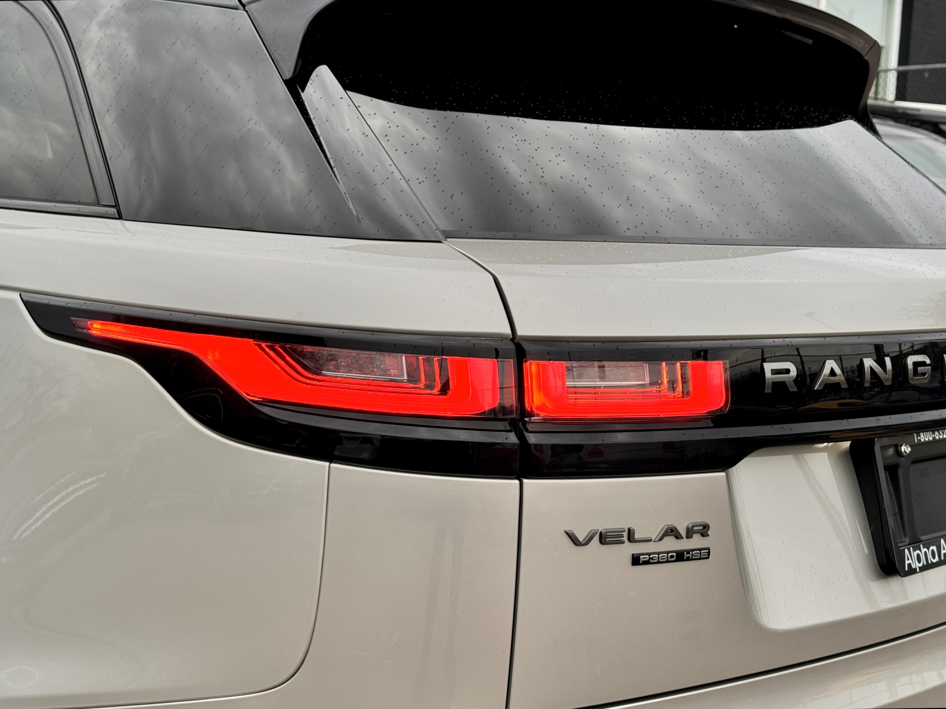 /alphaautosales/2018-LandRover-RangeRover-27111442337292413.jpg