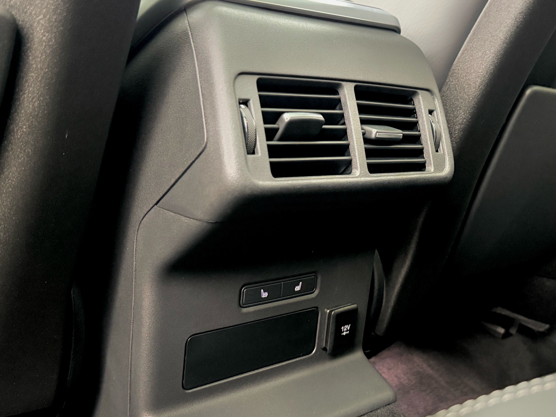 /alphaautosales/2018-LandRover-RangeRover-4162769098849215.jpg
