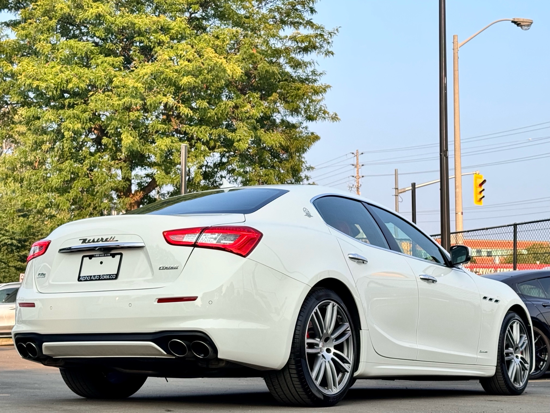 /alphaautosales/2018-Maserati-Ghibli-3094313608209809.jpg