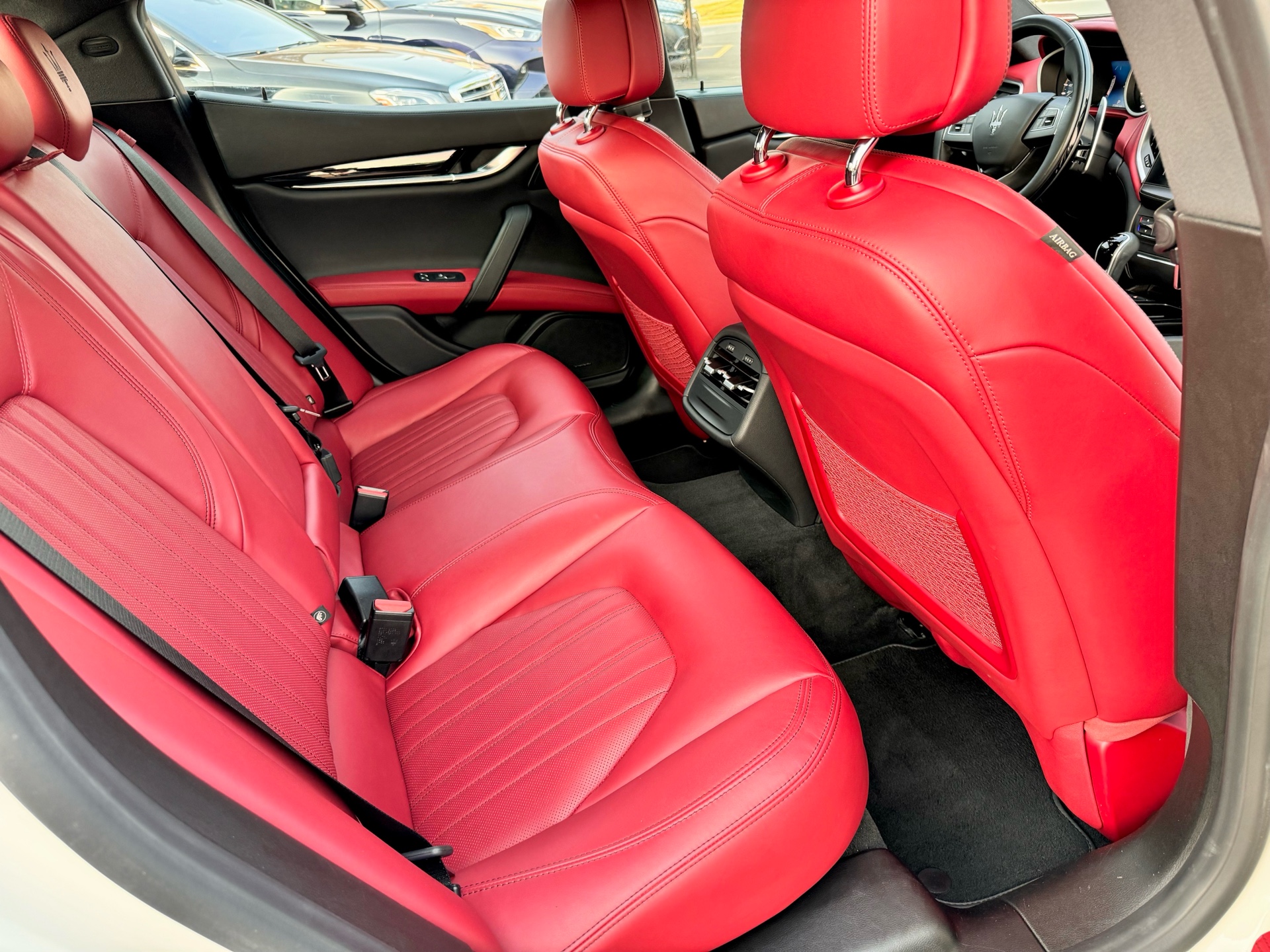 /alphaautosales/2018-Maserati-Ghibli-335035033787201.jpg