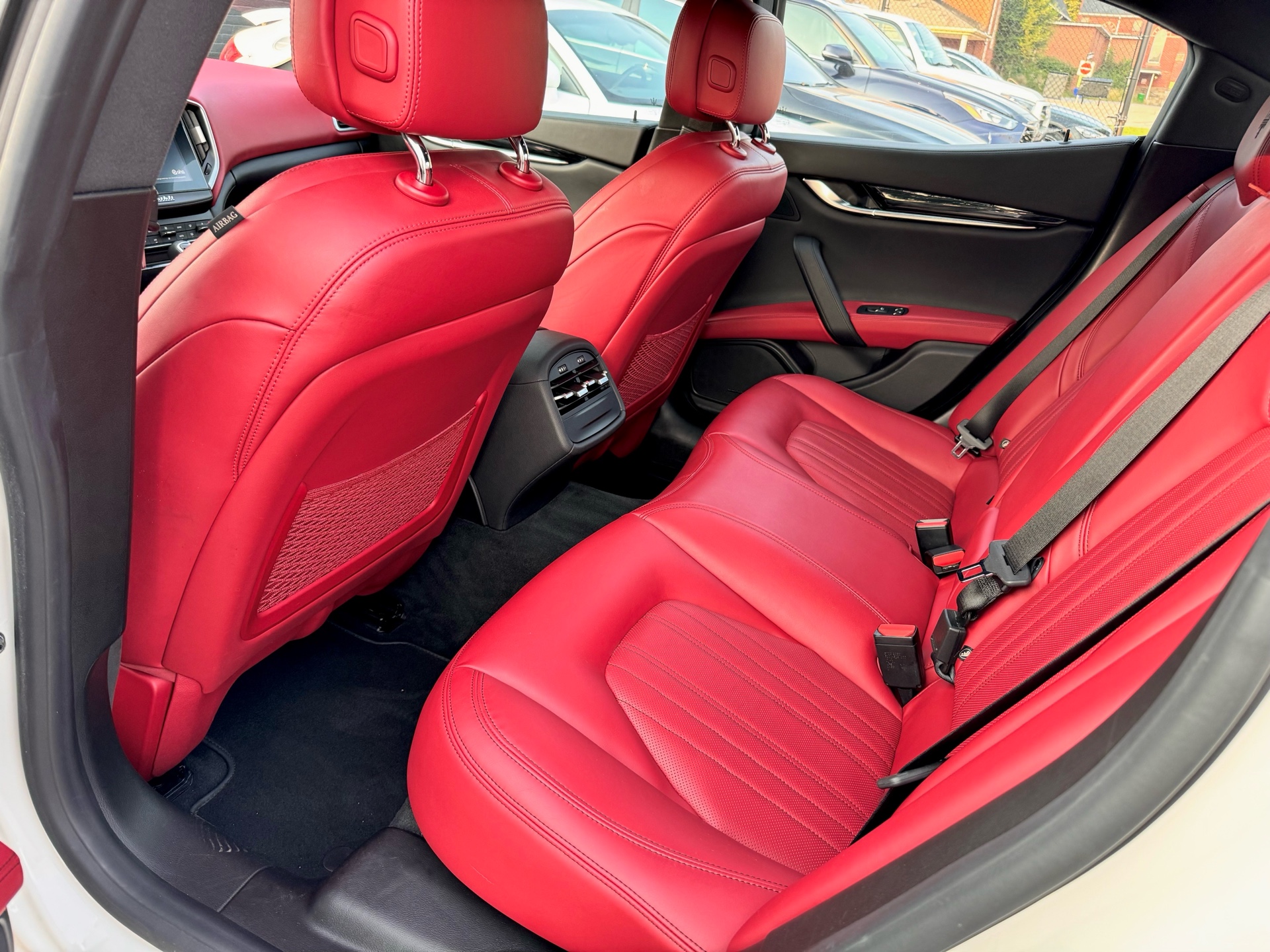 /alphaautosales/2018-Maserati-Ghibli-5708522022585802.jpg
