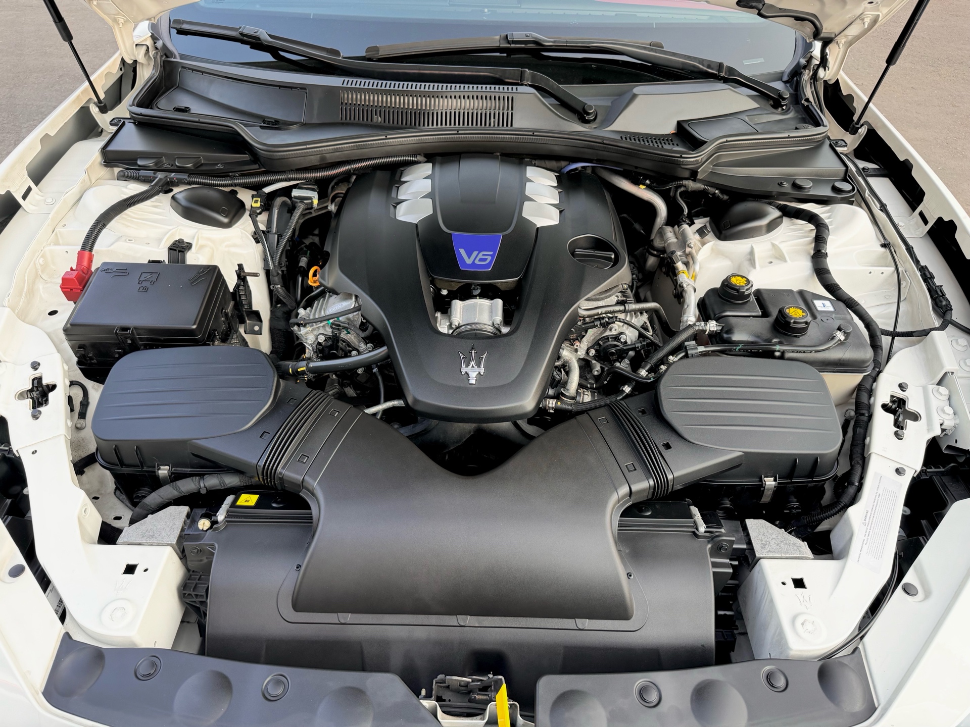 /alphaautosales/2018-Maserati-Ghibli-7936339102397094.jpg