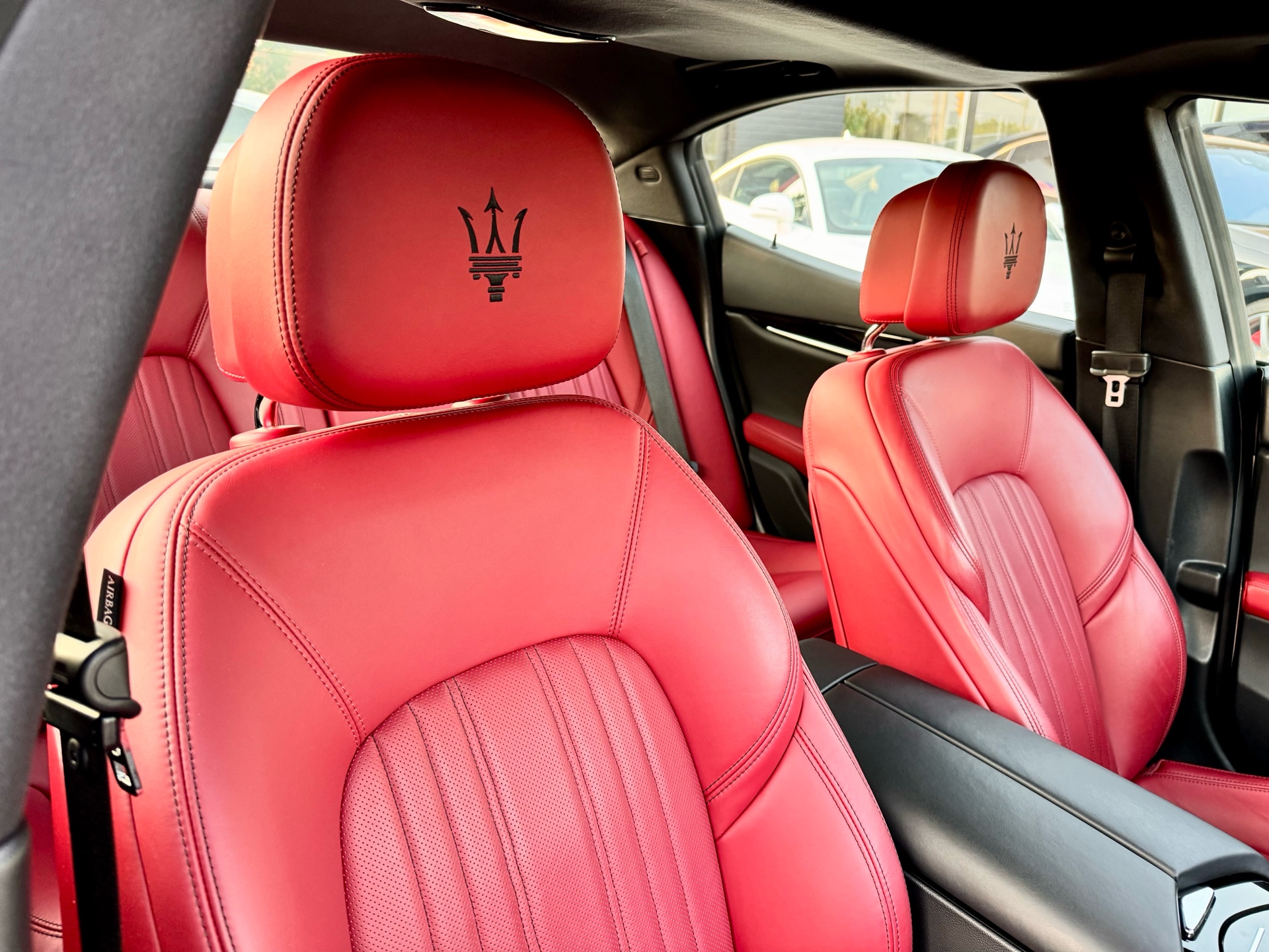/alphaautosales/2018-Maserati-Ghibli-8924269435199099.jpg