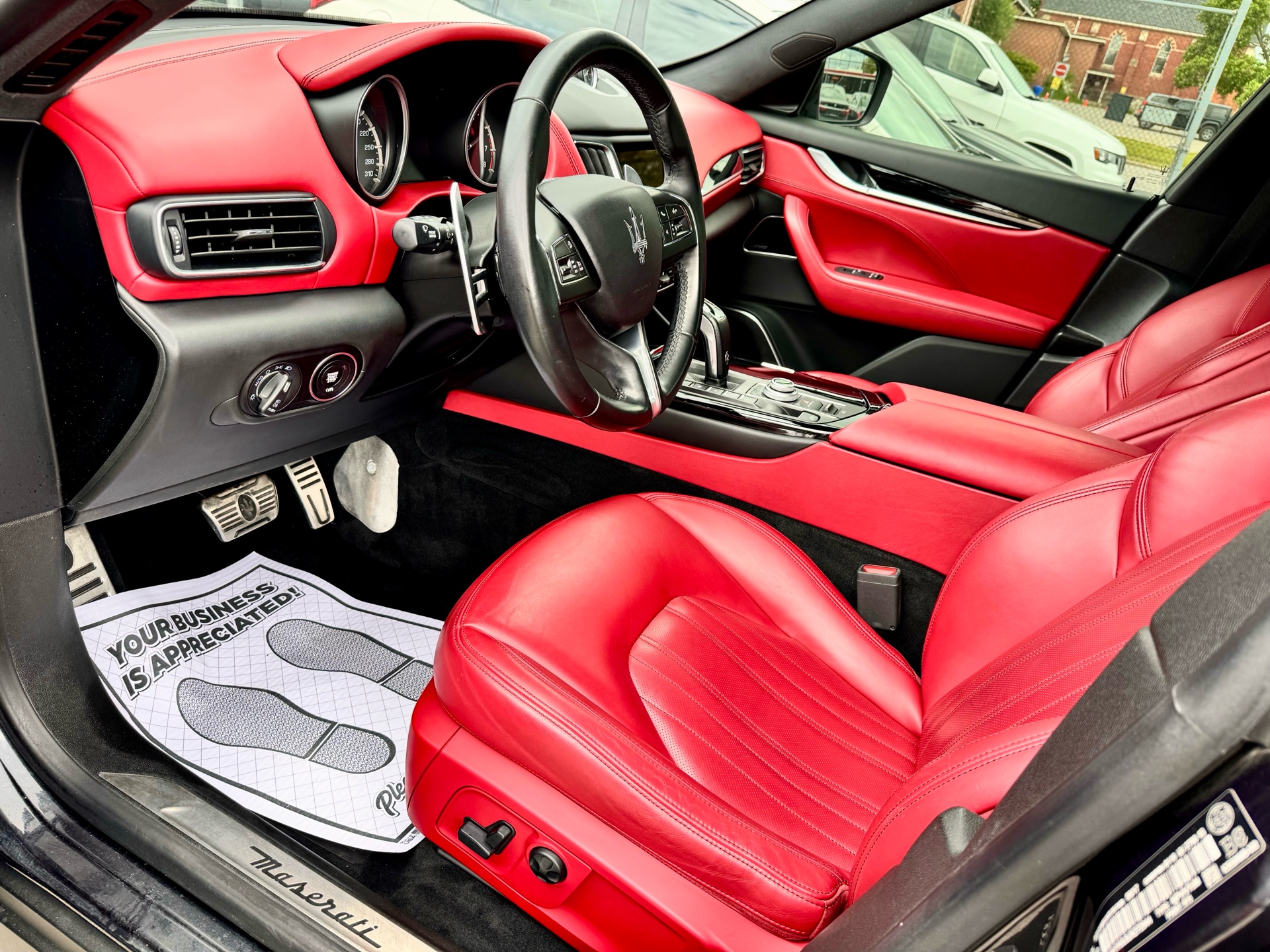 /alphaautosales/2018-Maserati-Levante-020806538106916905.jpg