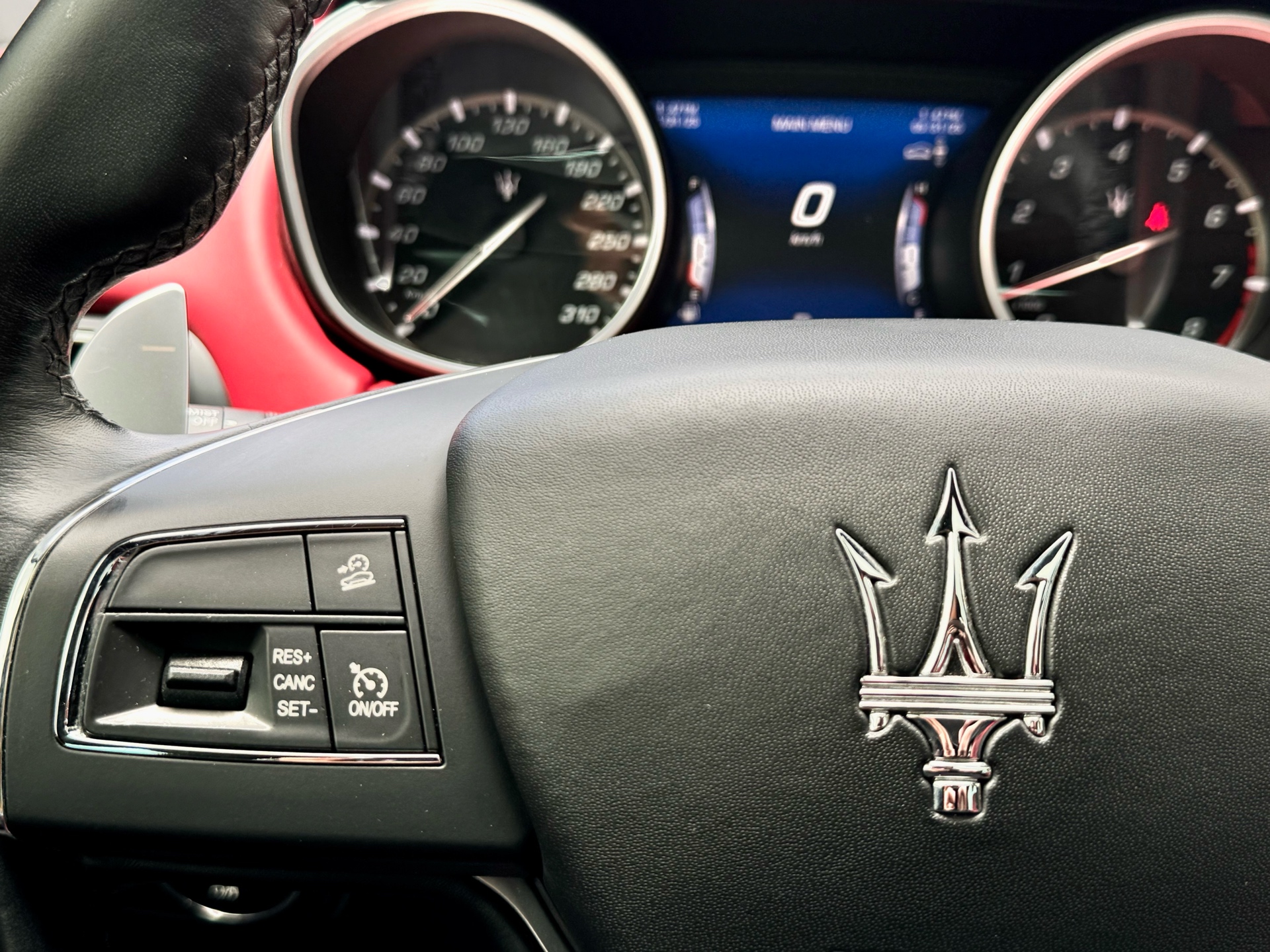 /alphaautosales/2018-Maserati-Levante-12515112686710617.jpg