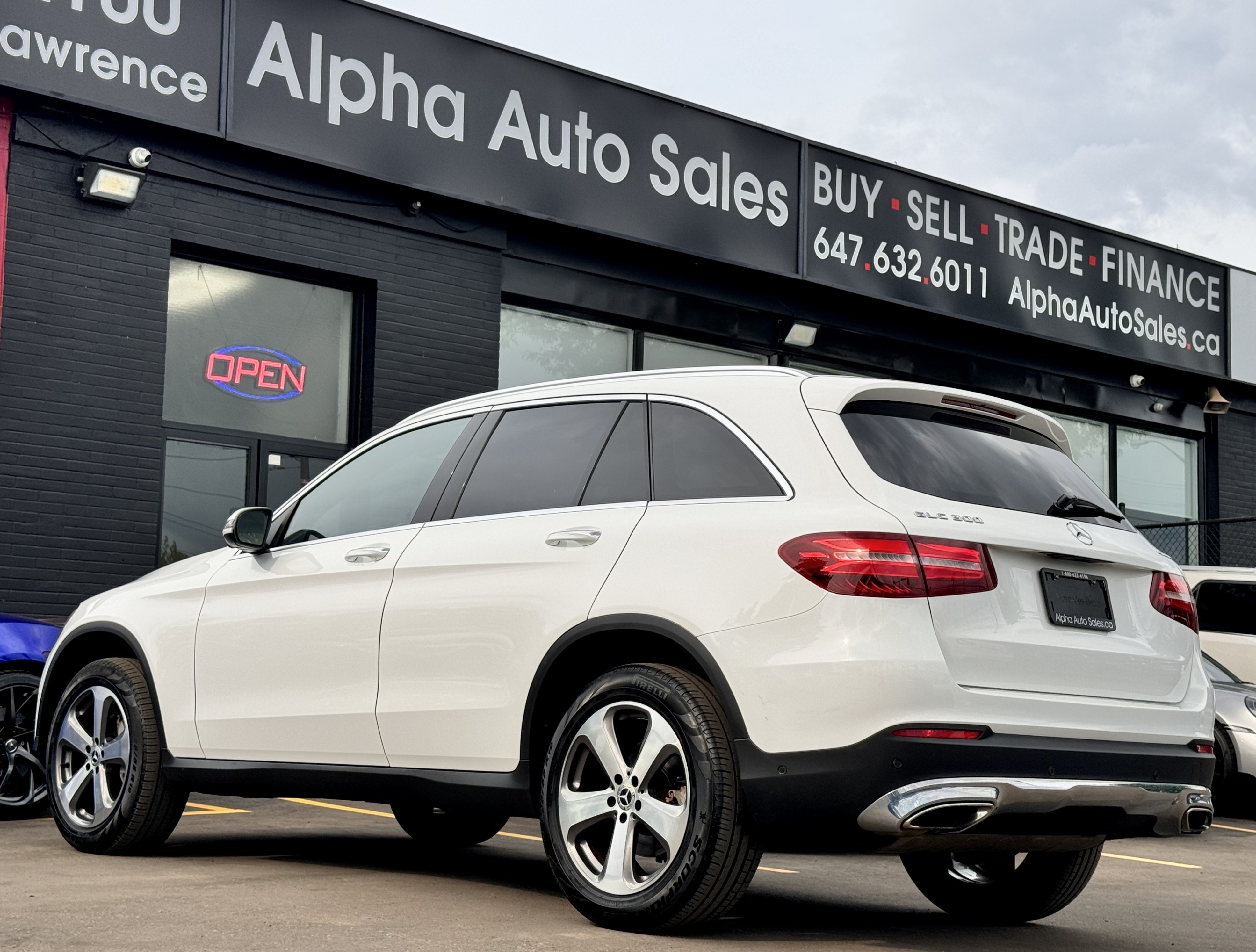 /alphaautosales/2018-Mercedes-Benz-GLC-class-7023417349074546.jpg