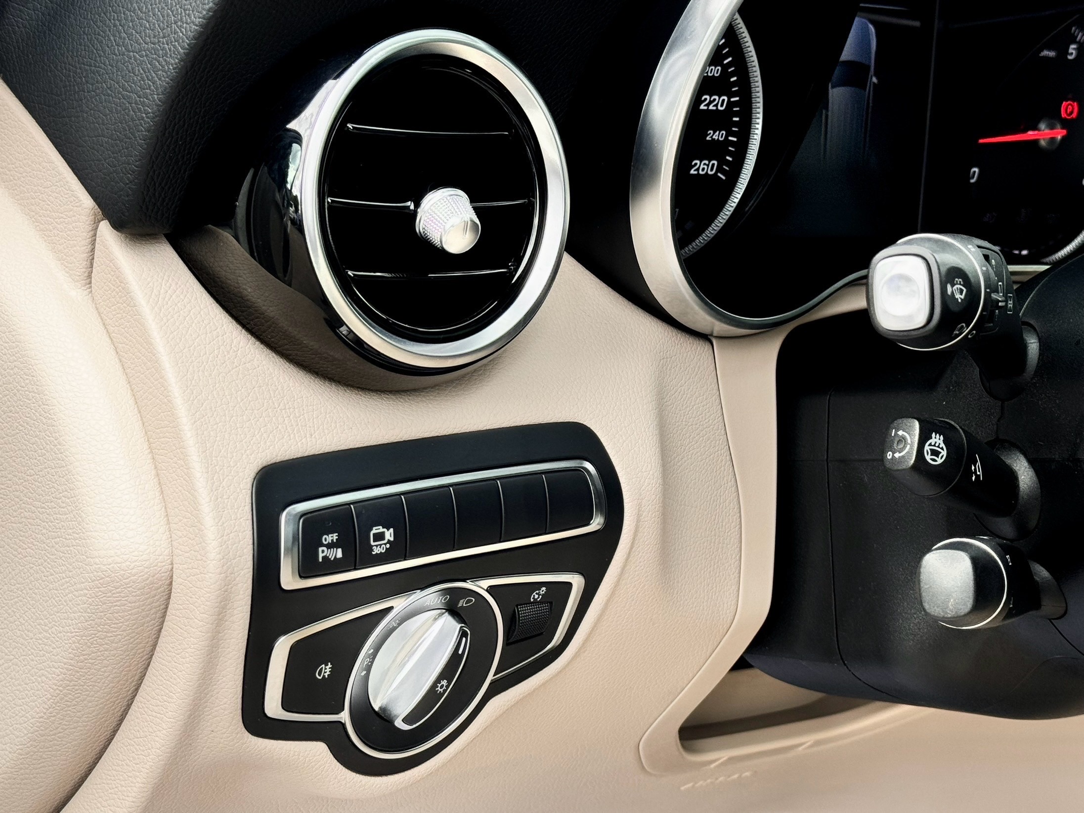 /alphaautosales/2018-Mercedes-Benz-GLC-class-9154494849040322.jpg