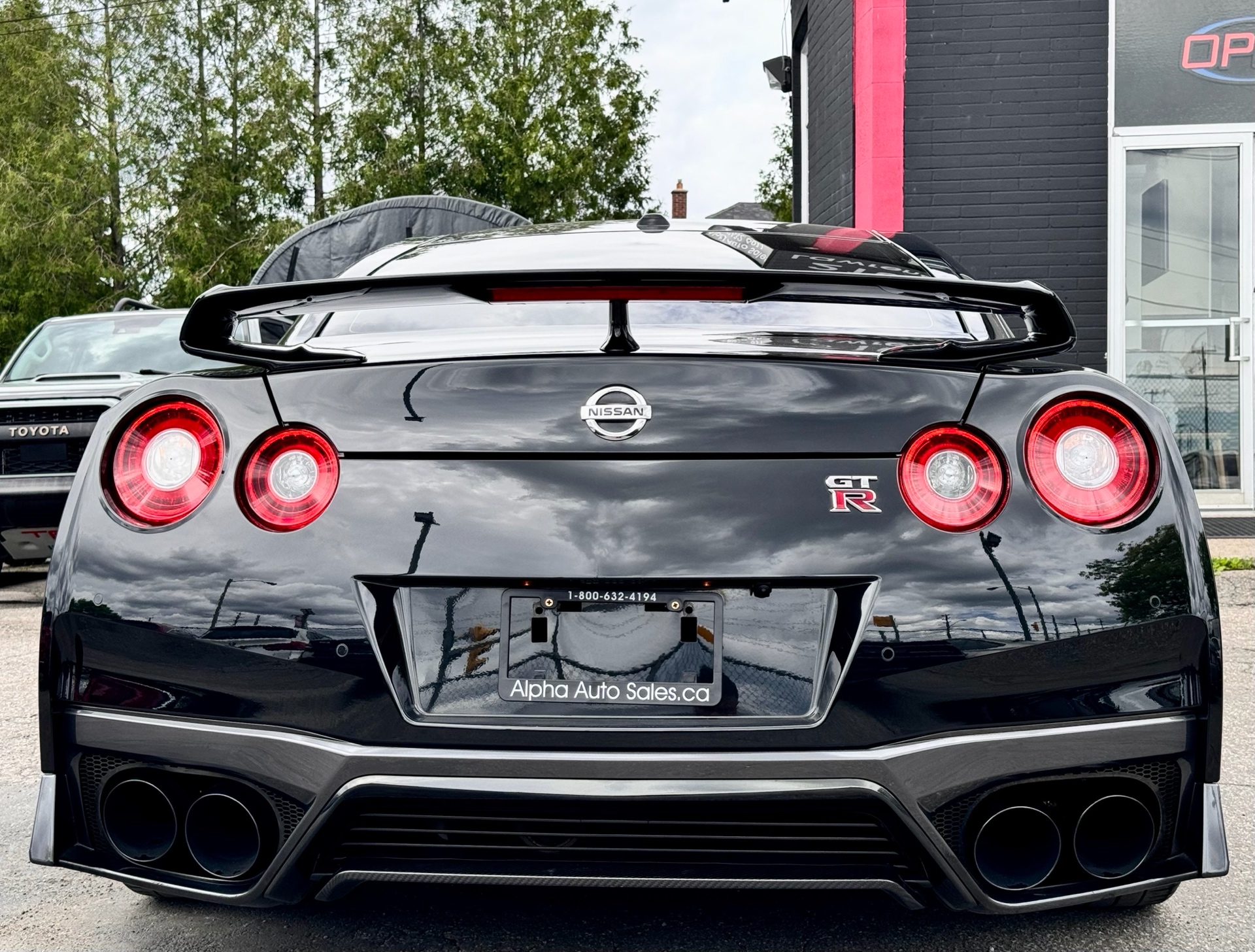 /alphaautosales/2018-Nissan-GT-R-8903991578310724.jpg
