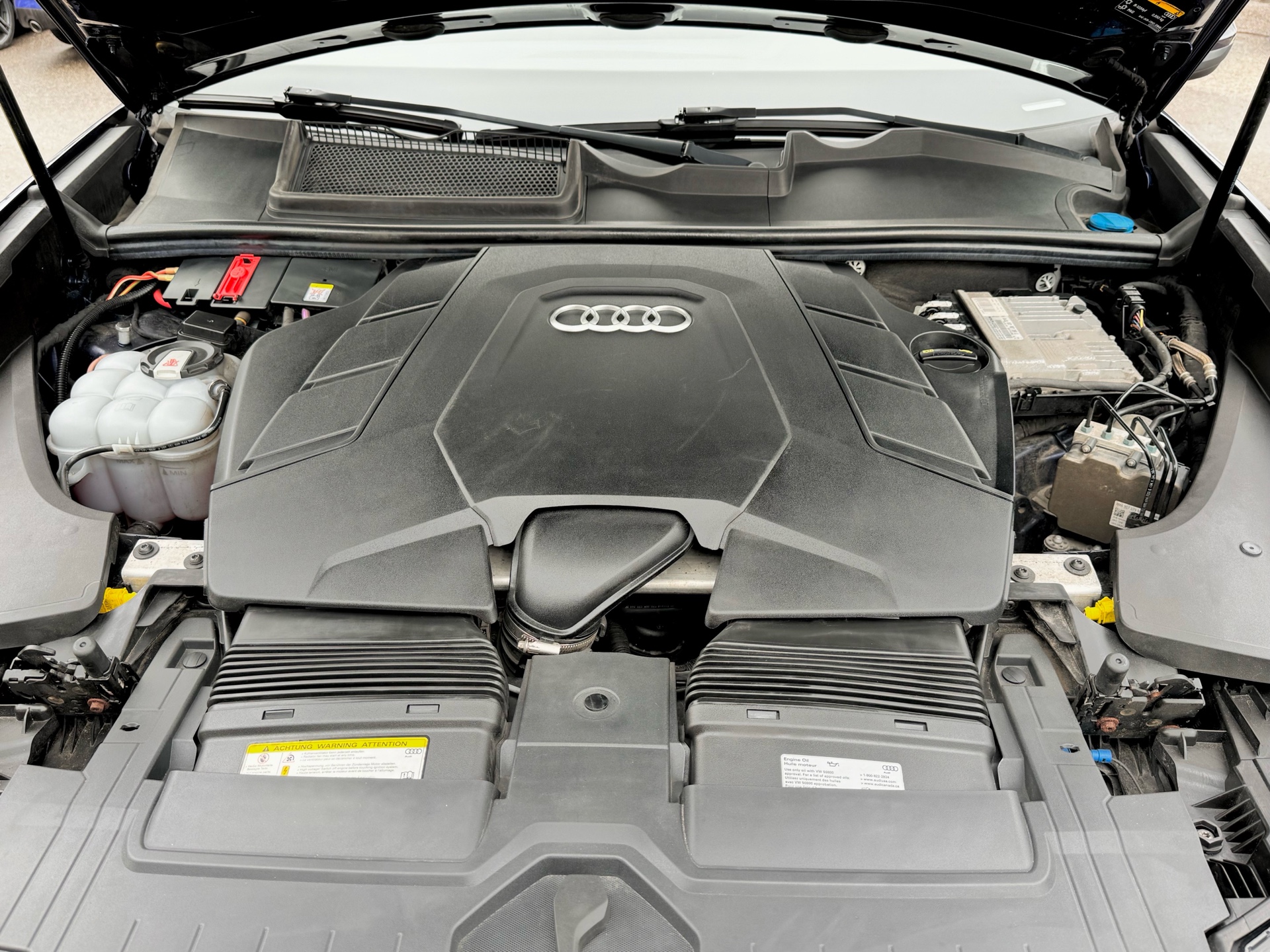/alphaautosales/2019-Audi-Q8-32809378264046907.jpg