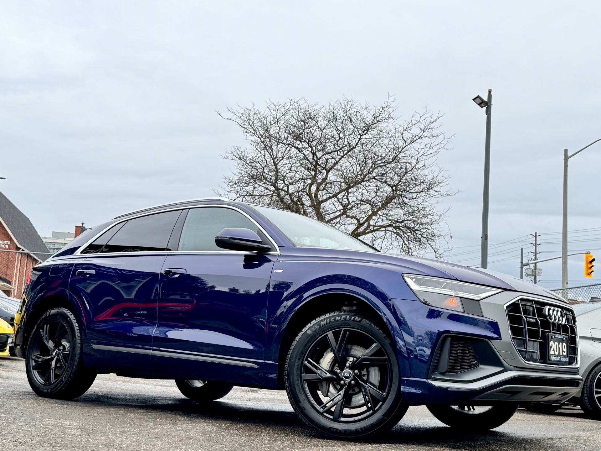 /alphaautosales/2019-Audi-Q8-39760432915729305.jpg