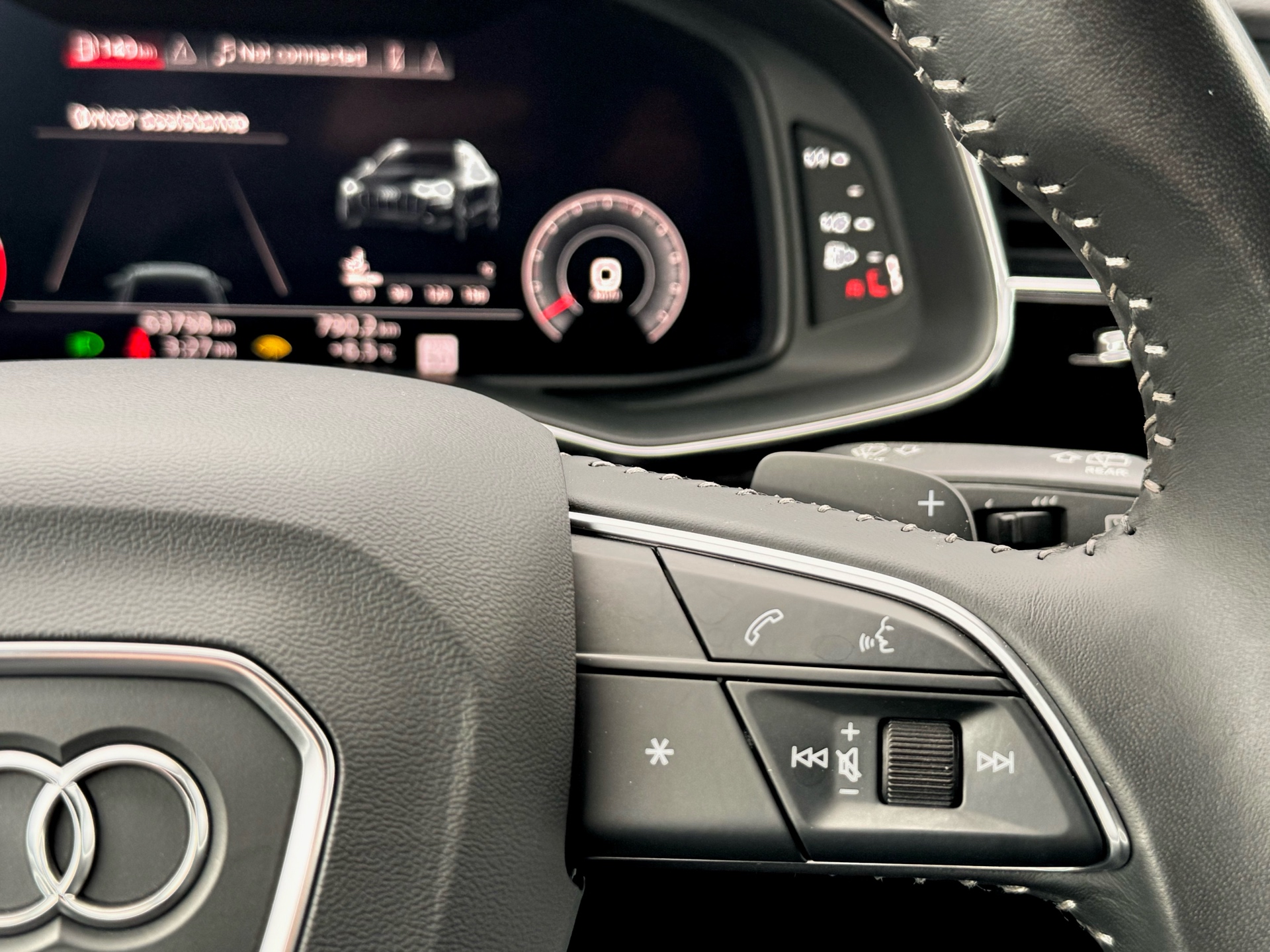 /alphaautosales/2019-Audi-Q8-8405703531521718.jpg