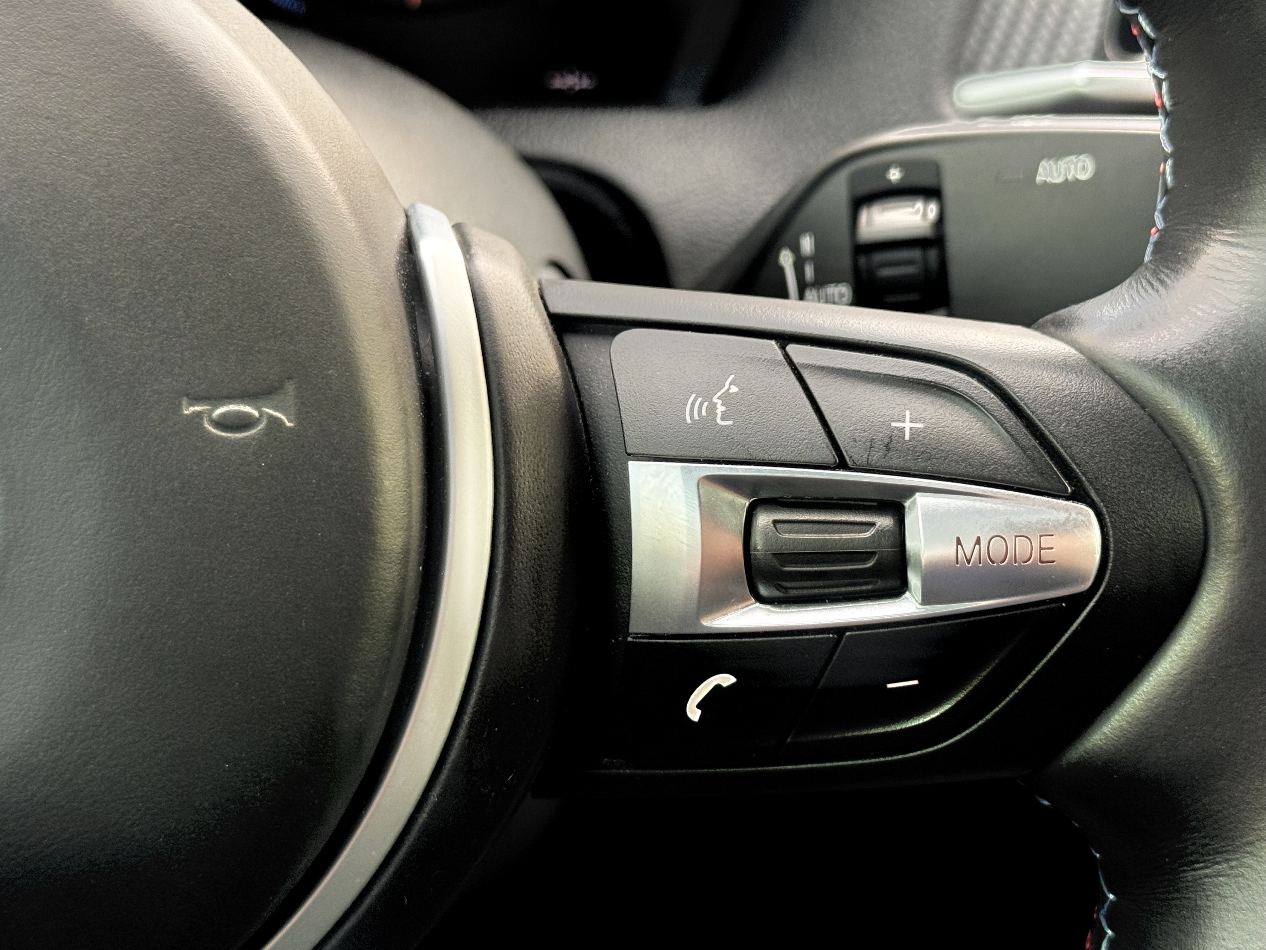 /alphaautosales/2019-BMW-M2-38817572148797774.jpg