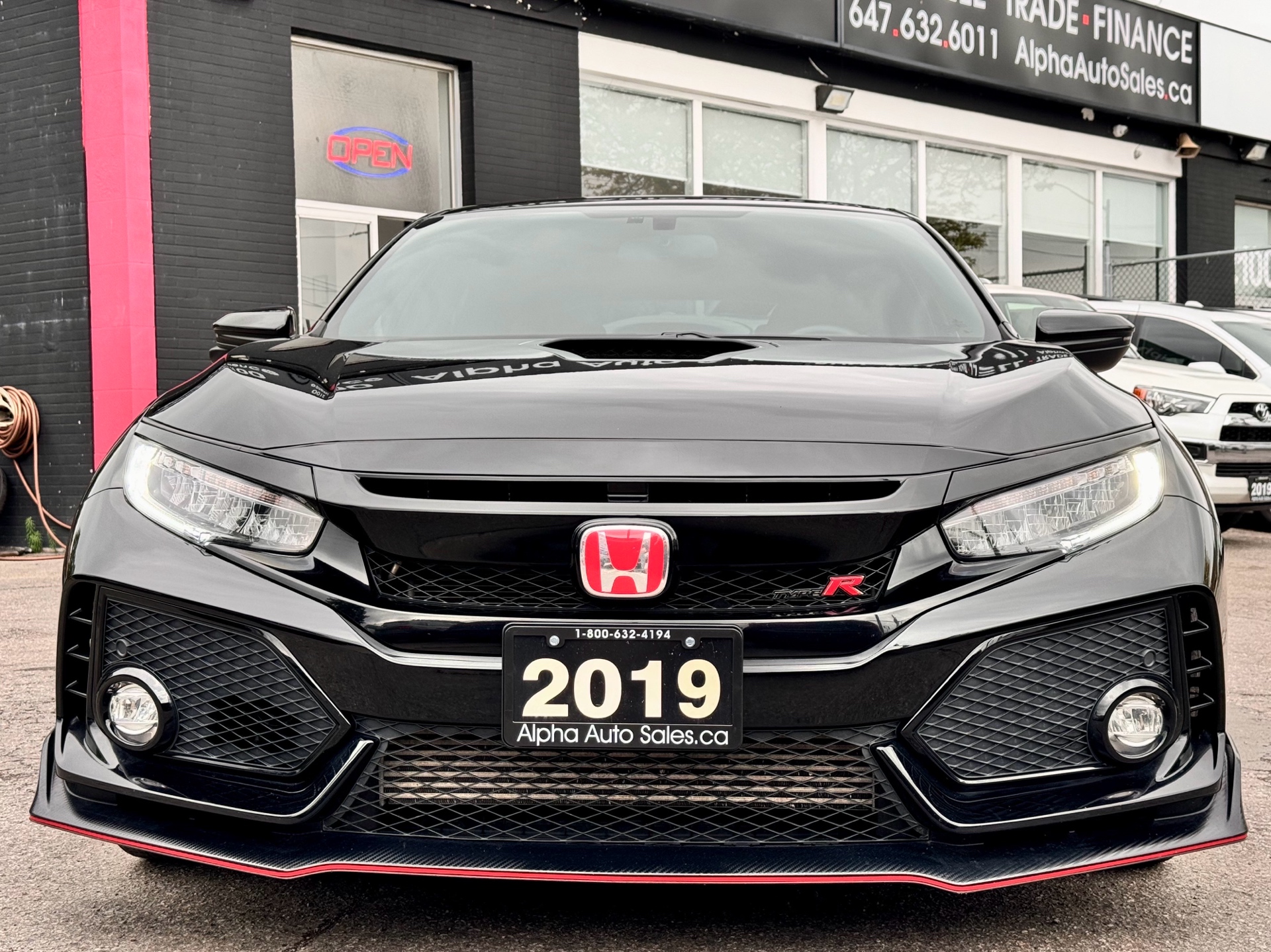 /alphaautosales/2019-Honda-CivicType-35545468706107664.jpg